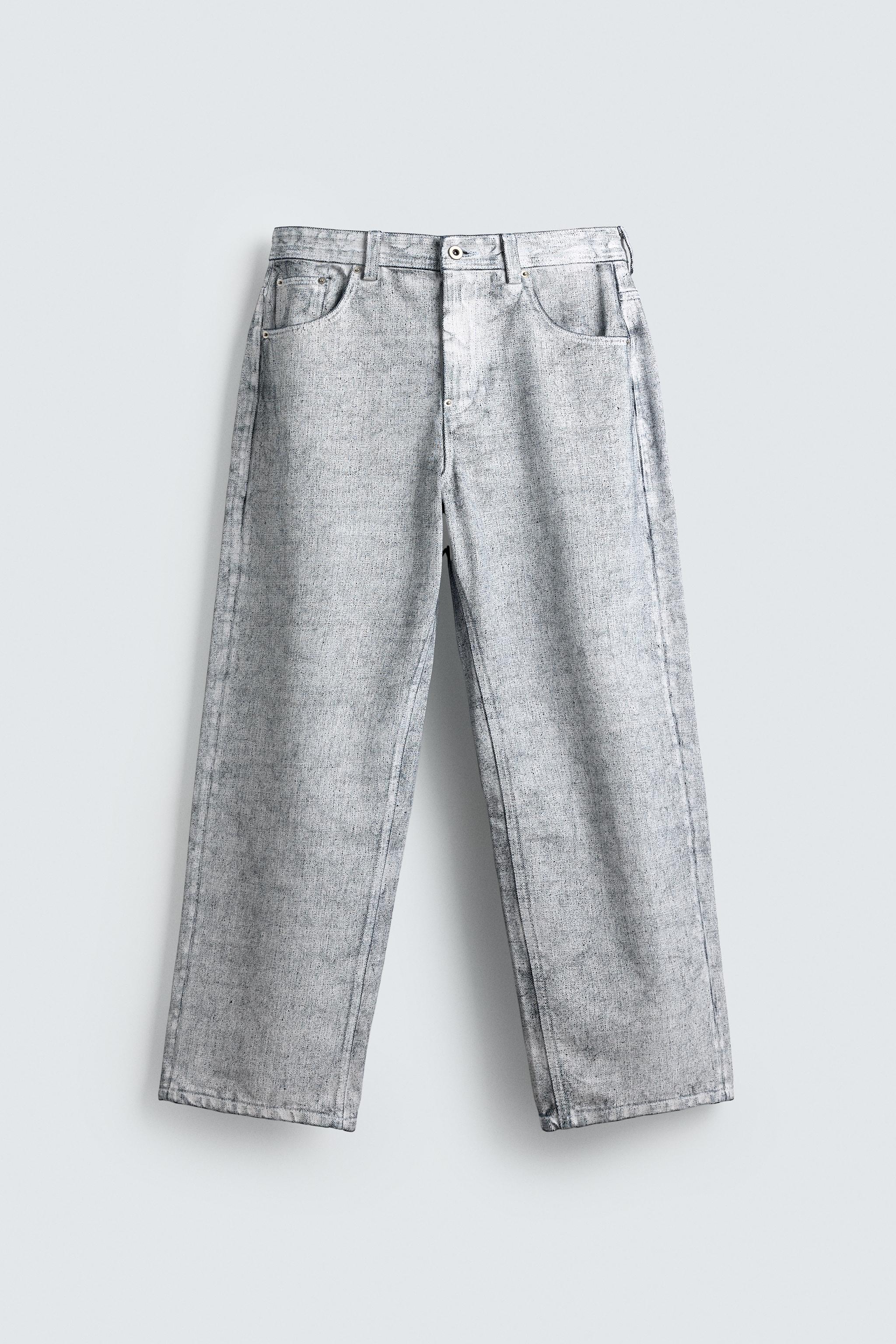 WAXED FINISH BAGGY FIT JEANS