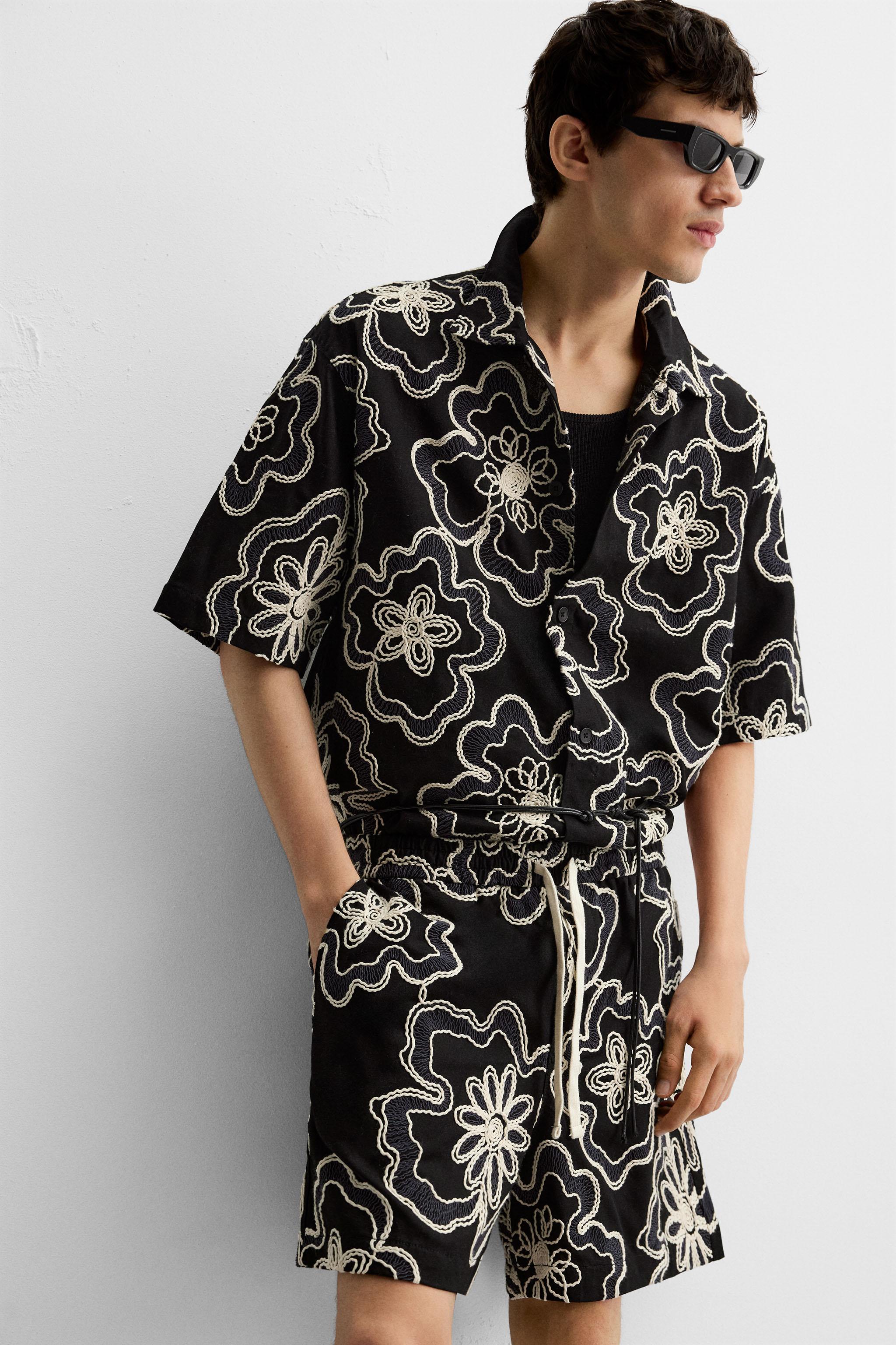 EMBOSSED EMBROIDERY SHORTS