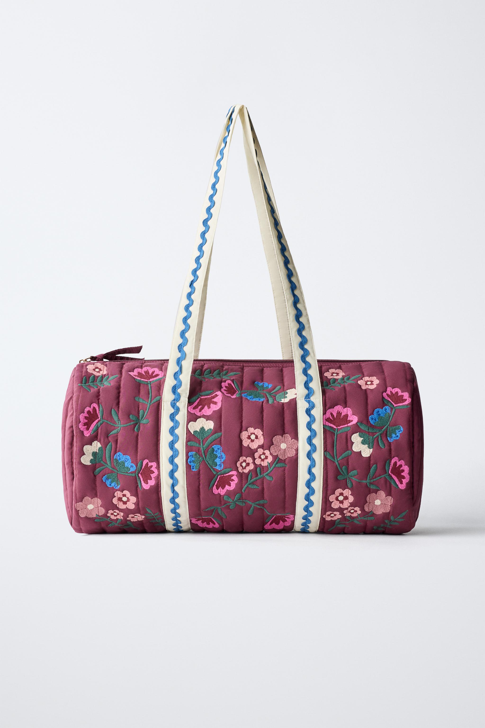 EMBROIDERED BOWLING BAG