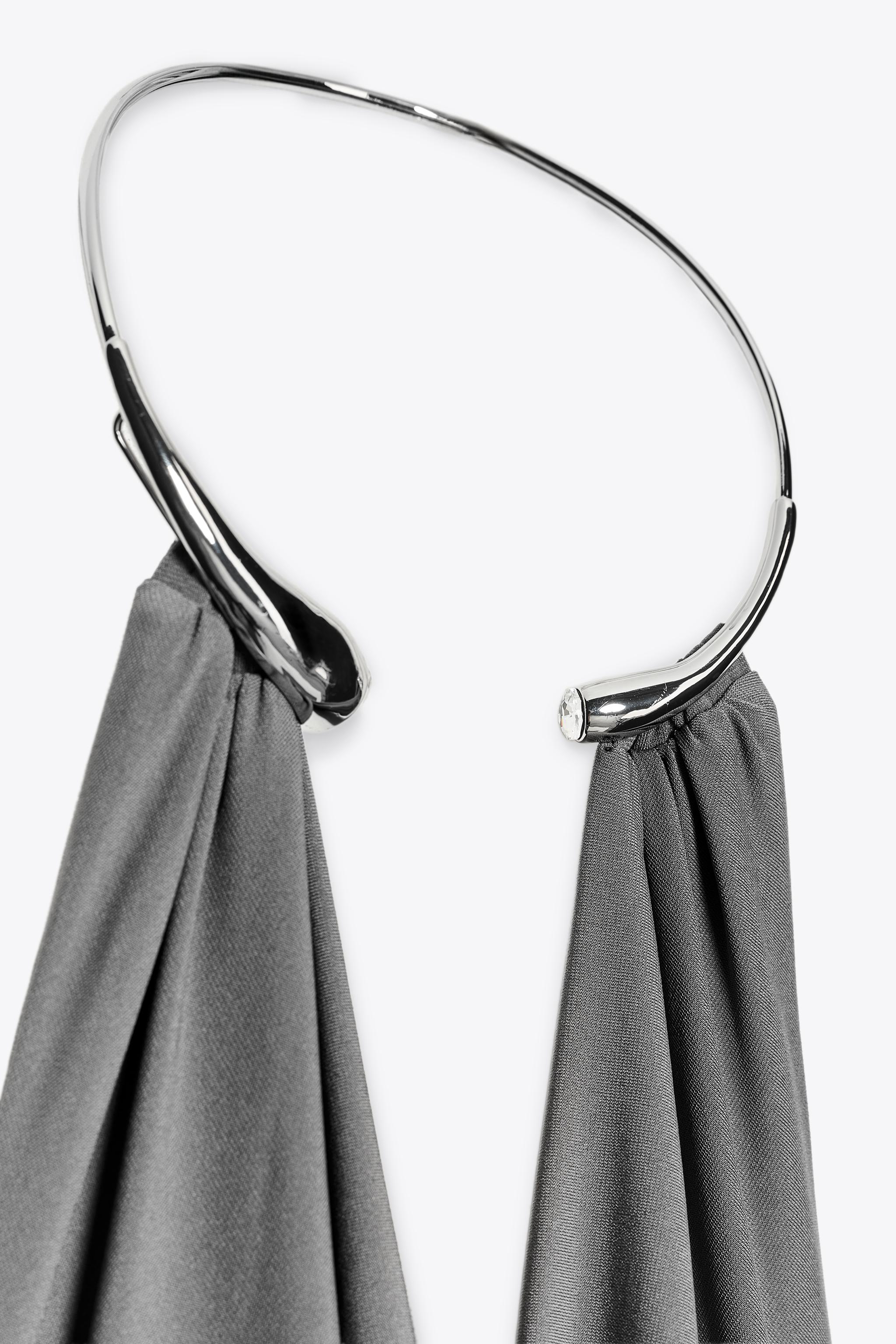 LONG DRESS WITH JEWEL COLLAR