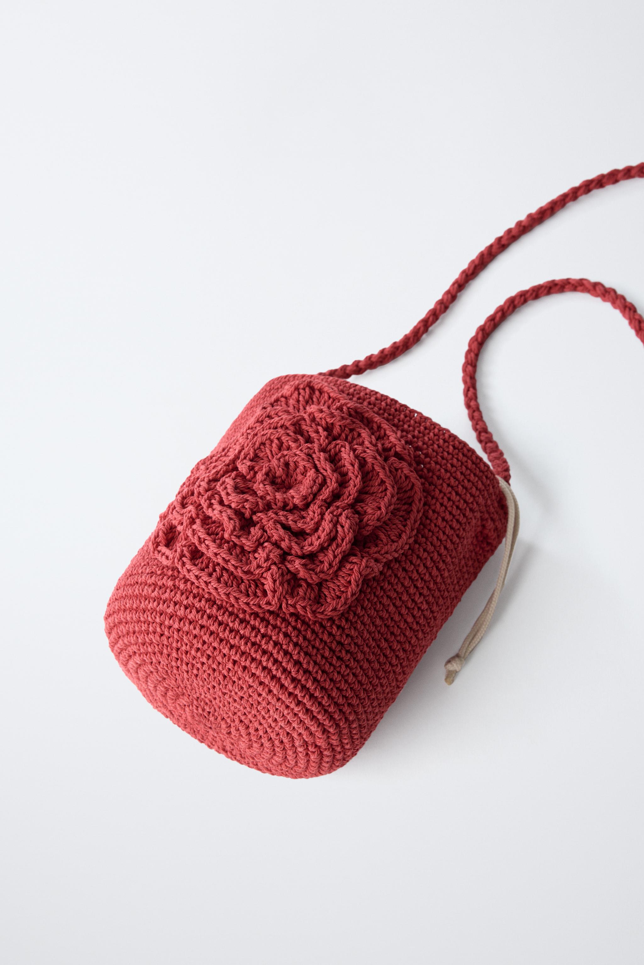 FLOWER CROCHET CROSSBODY BAG