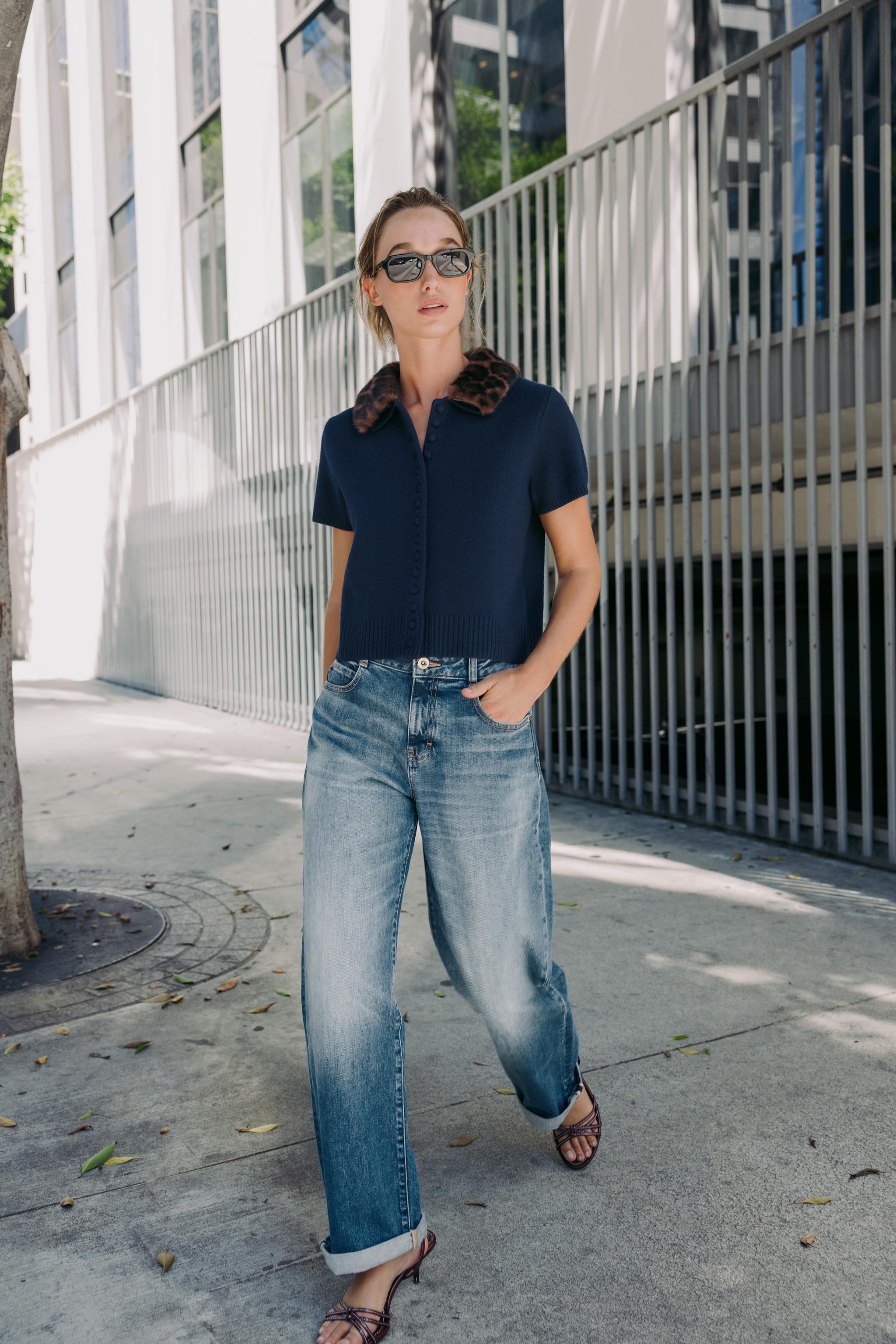 ANIMAL PRINT COLLAR CARDIGAN