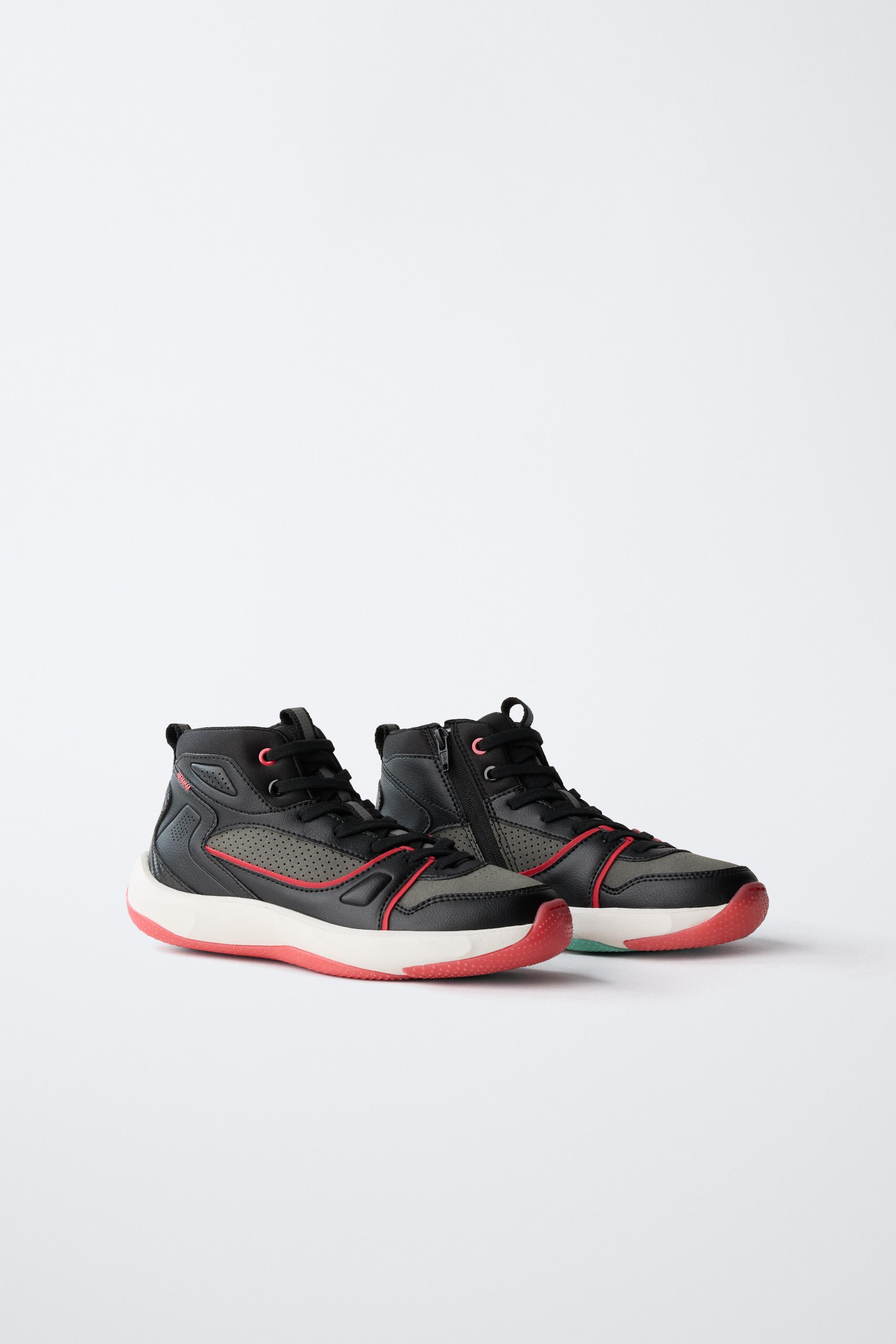 SPORTY HIGH TOP SNEAKERS