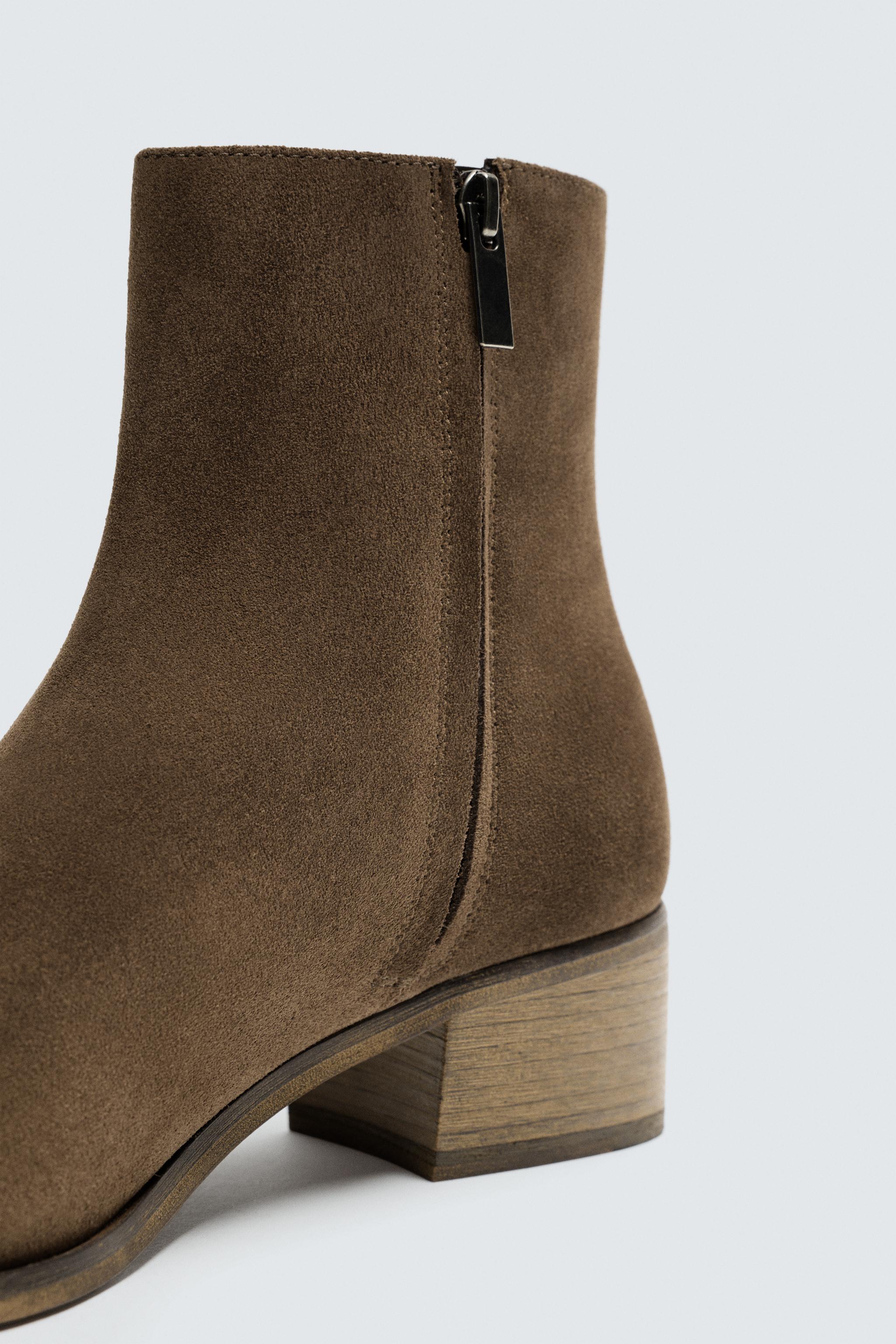 LEATHER HEELED BOOTS