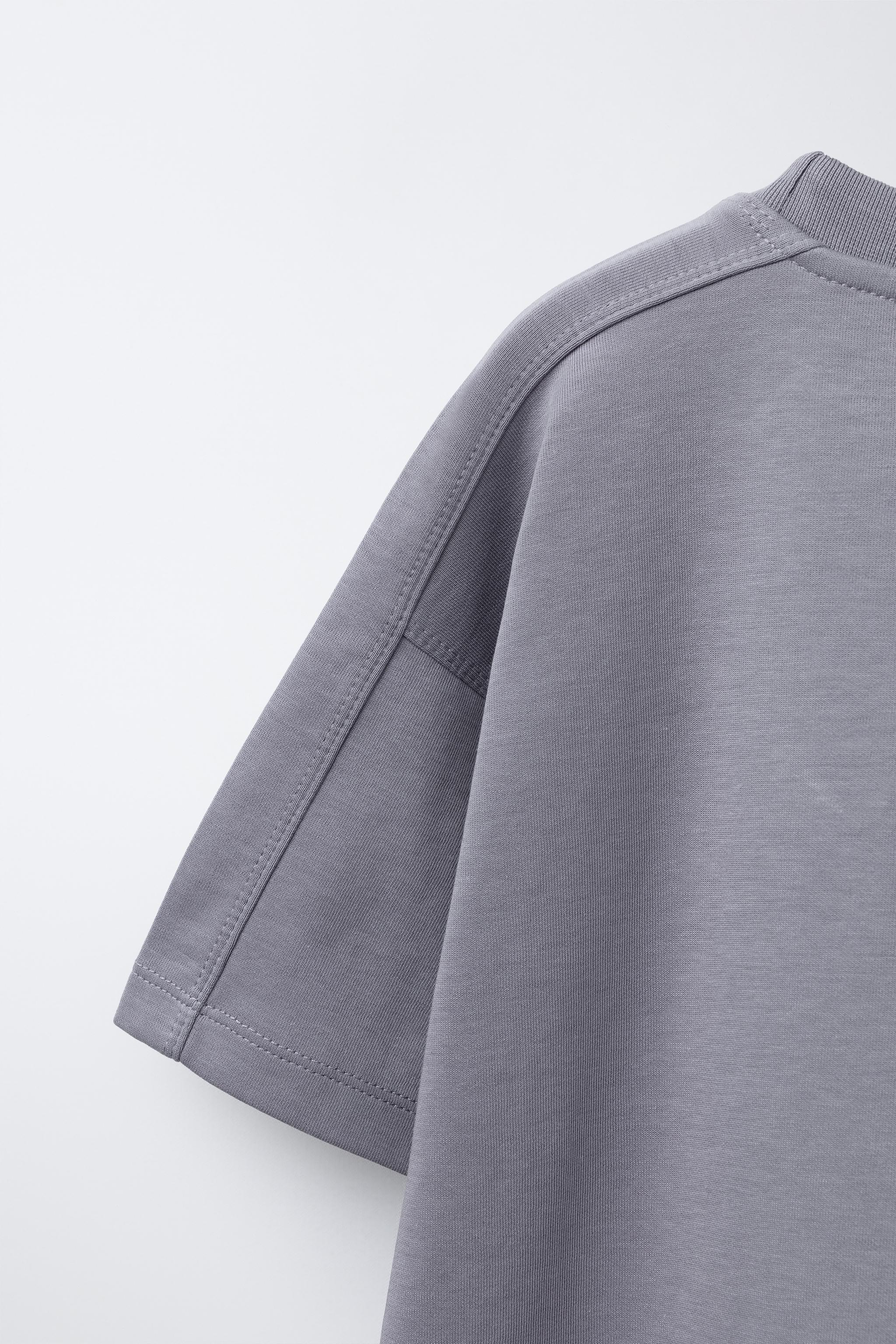 TEXT INTERLOCK T-SHIRT AND BERMUDA SET