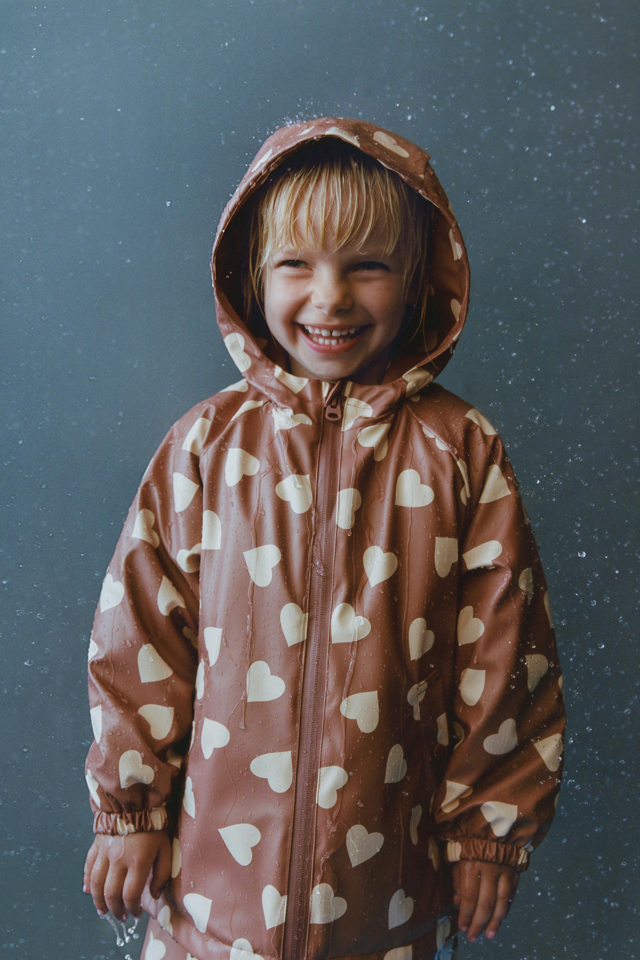 RUBBERIZED WATER-RESISTANT PRINTED RAINCOAT