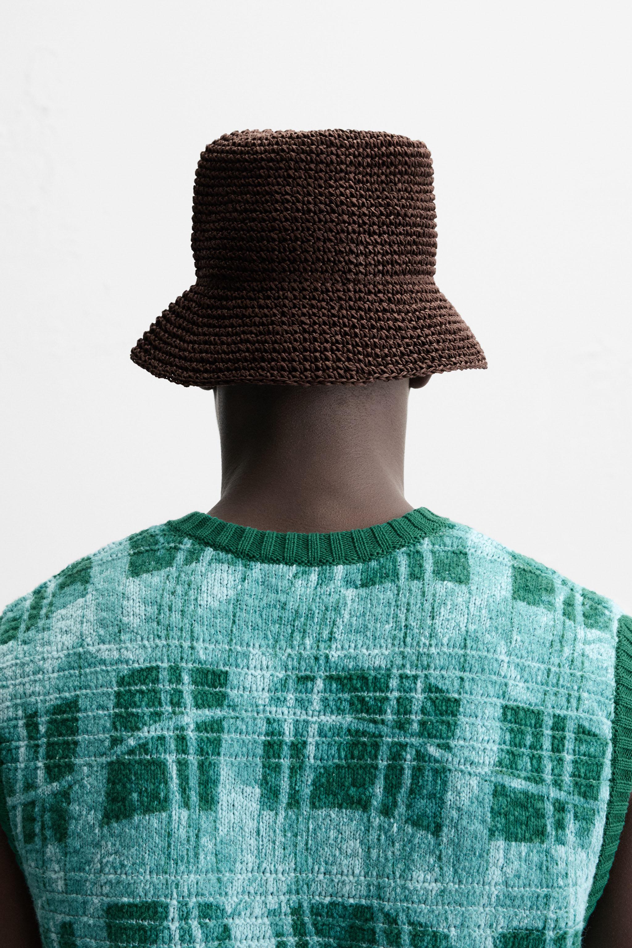 CROCHET BUCKET HAT