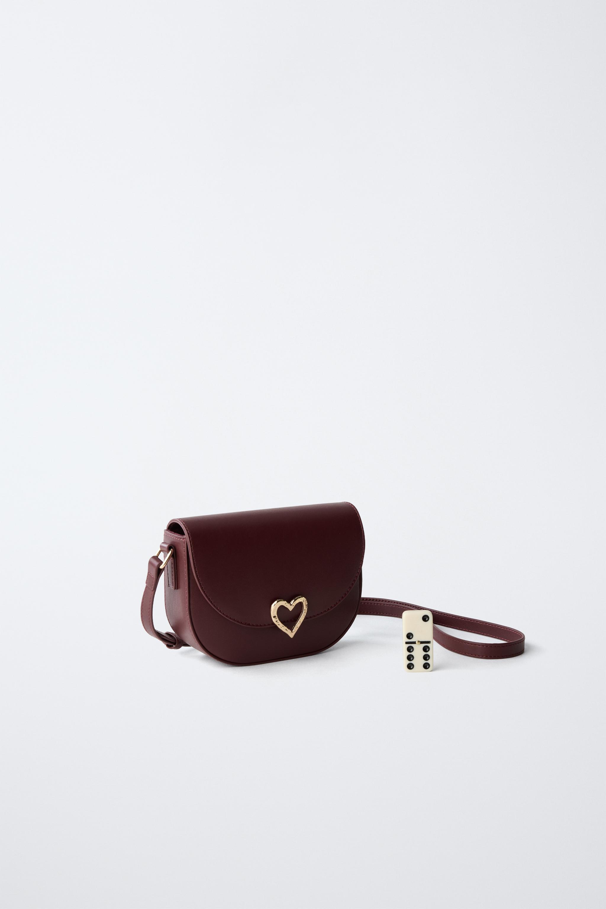 HEART CROSSBODY BAG