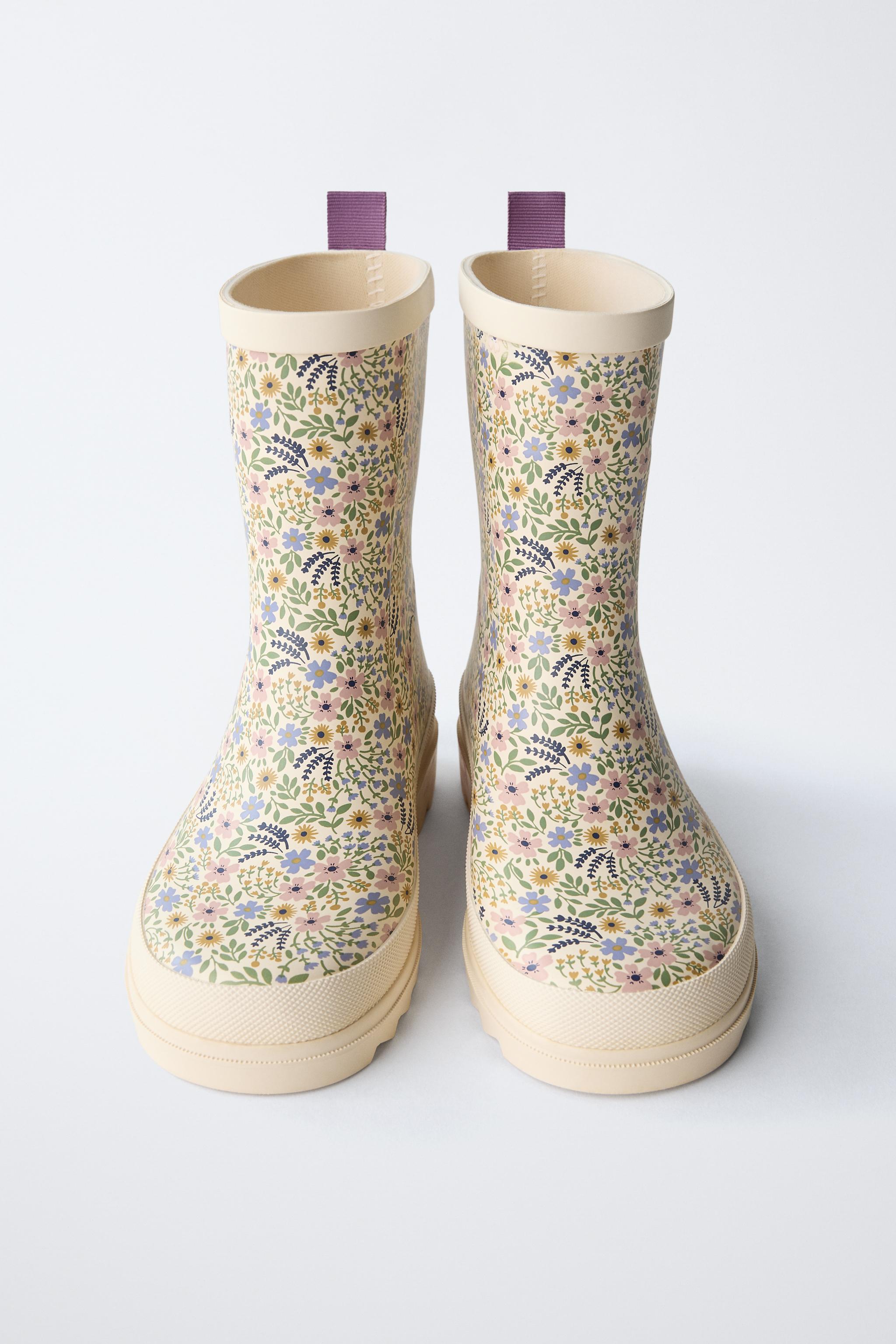 FLORAL RAIN BOOTS
