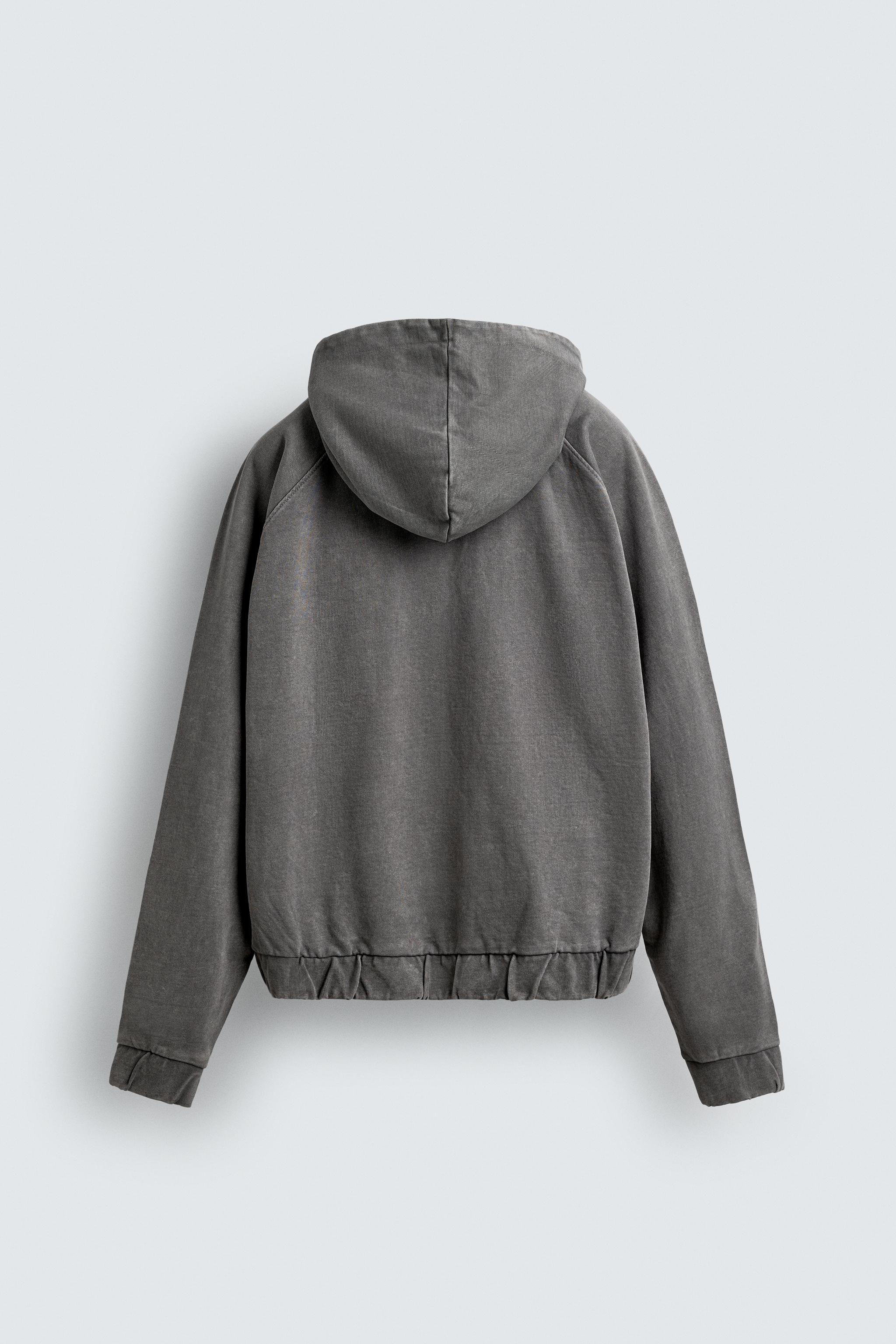 BOXY FIT HOODIE SWEATSHIRT