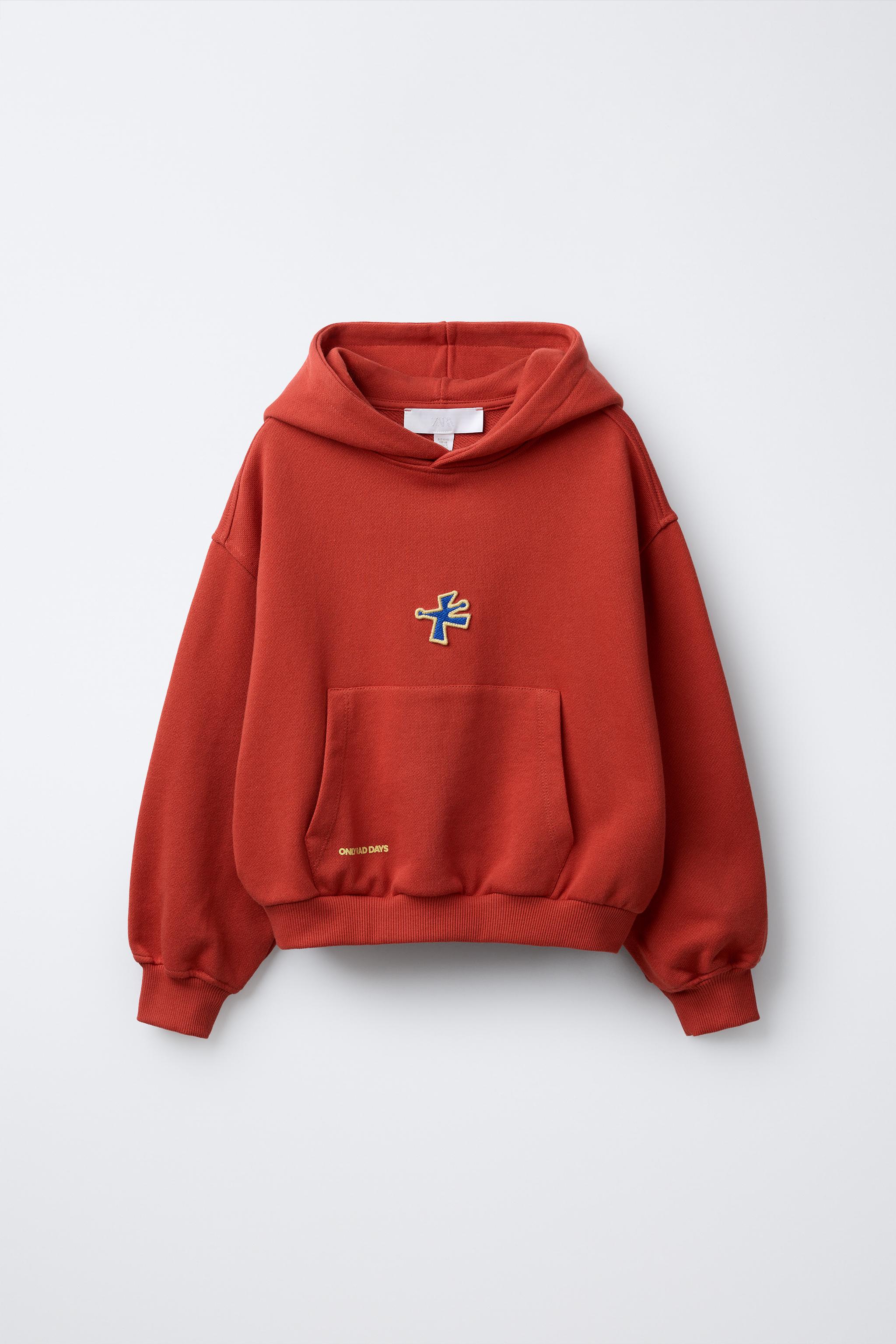 PATCH HOODIE SWEATSHIRT