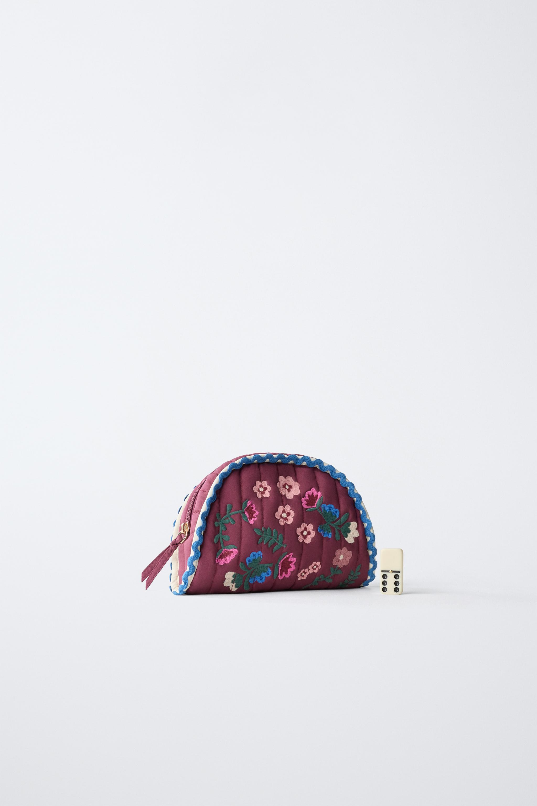 EMBROIDERED TOILETRY BAG