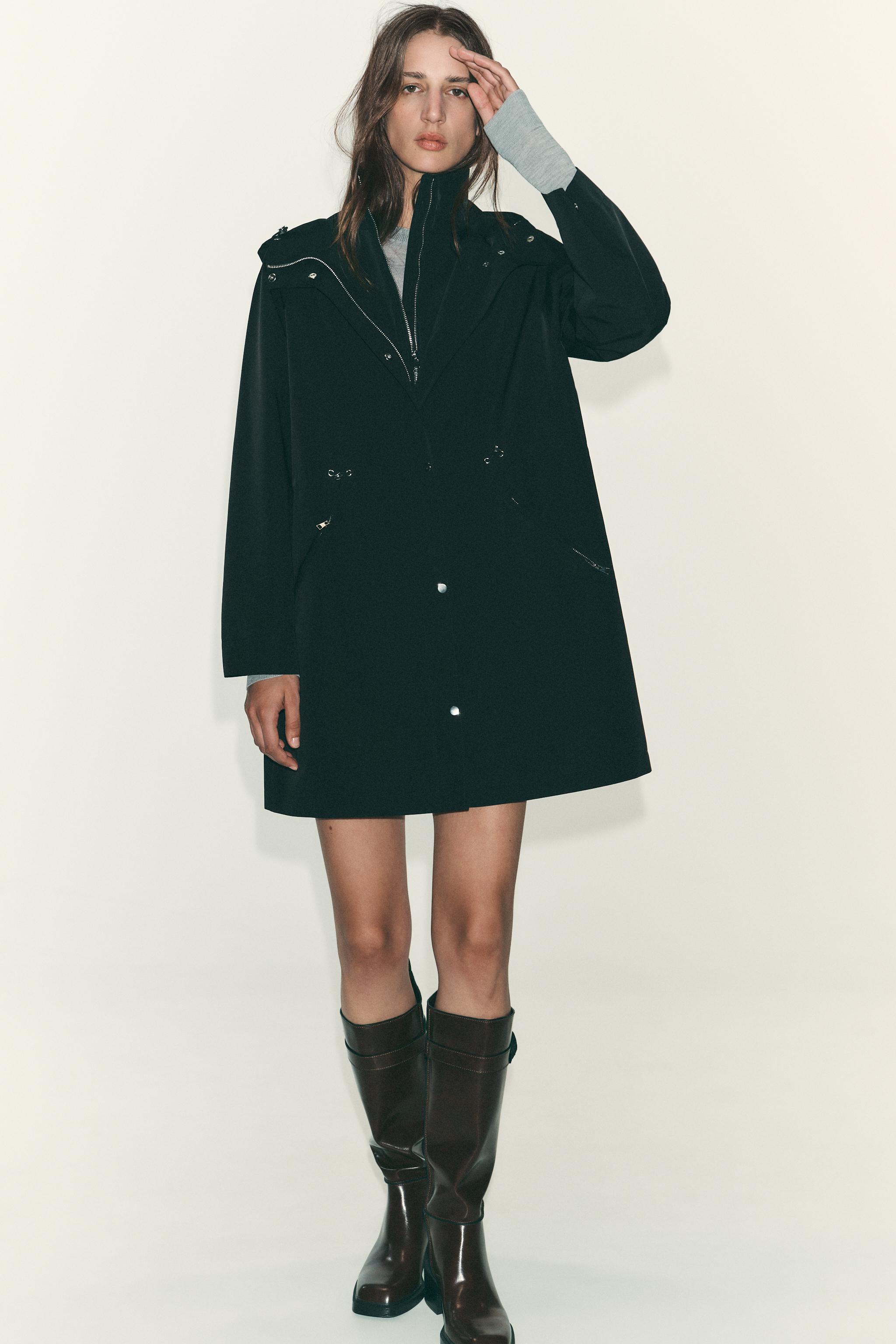 WATER REPELLENT HOODED JACKET