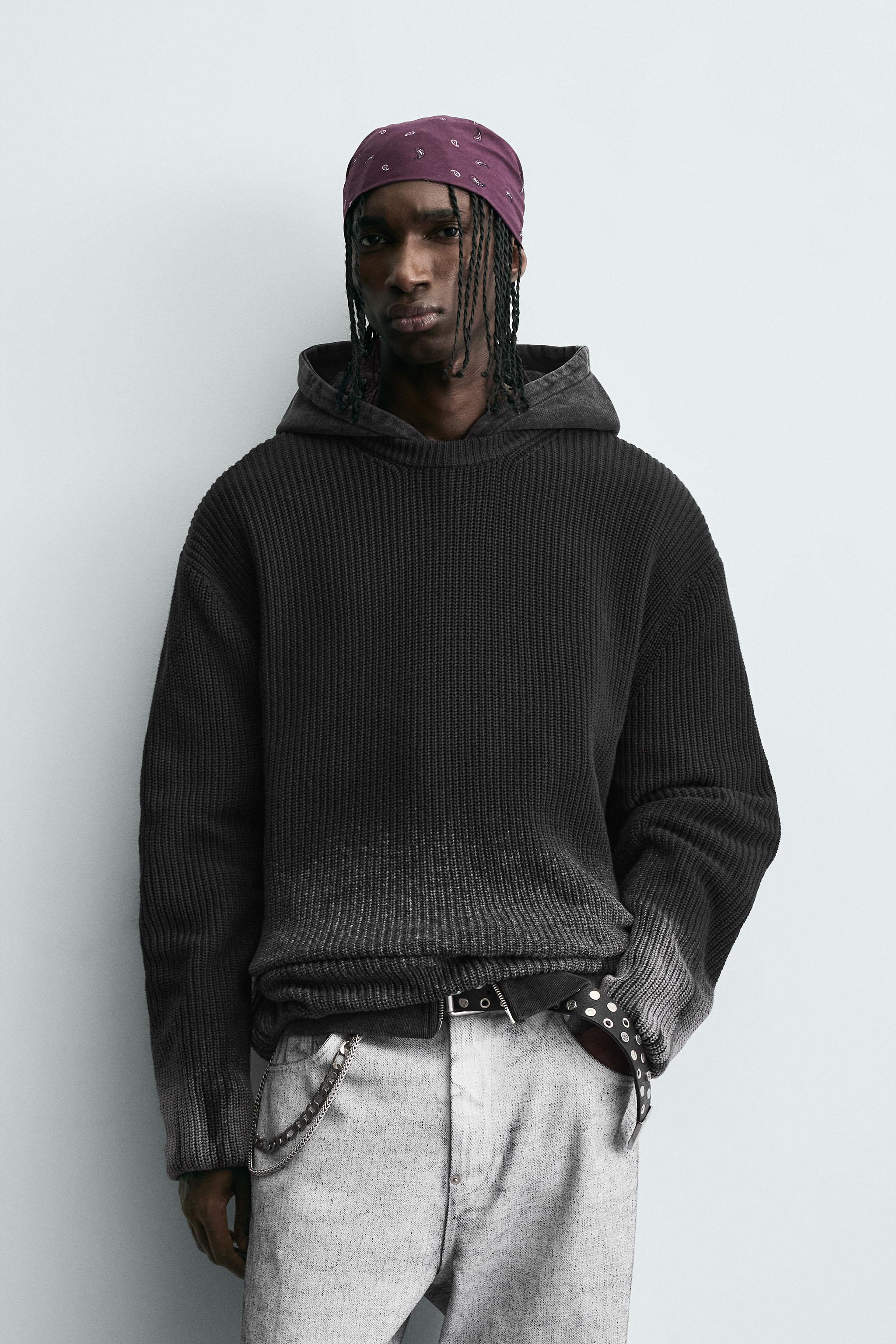 SPRAY EFFECT SWEATER