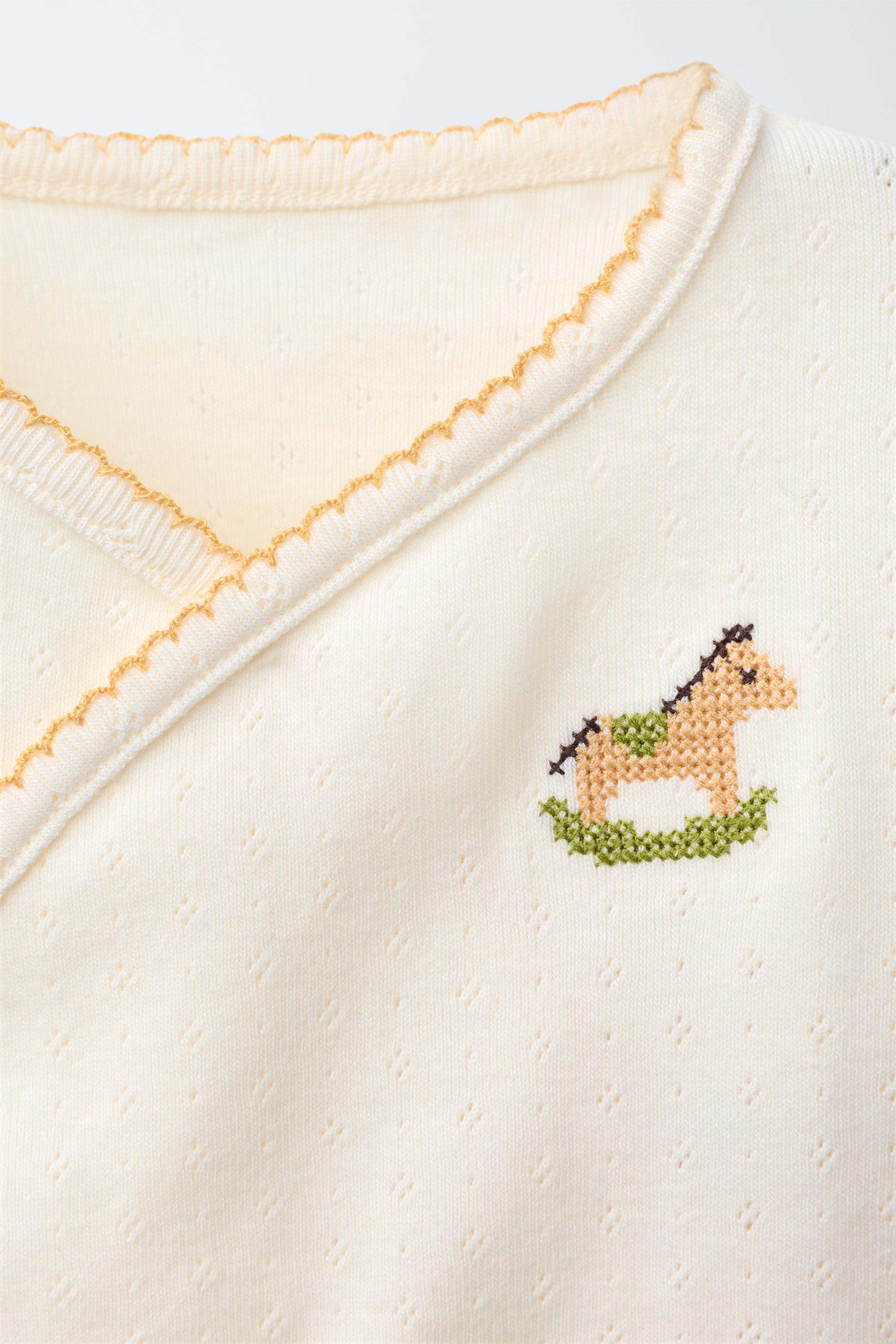 CROSS-STITCH EMBROIDERED HORSE POINTELLE T-SHIRT