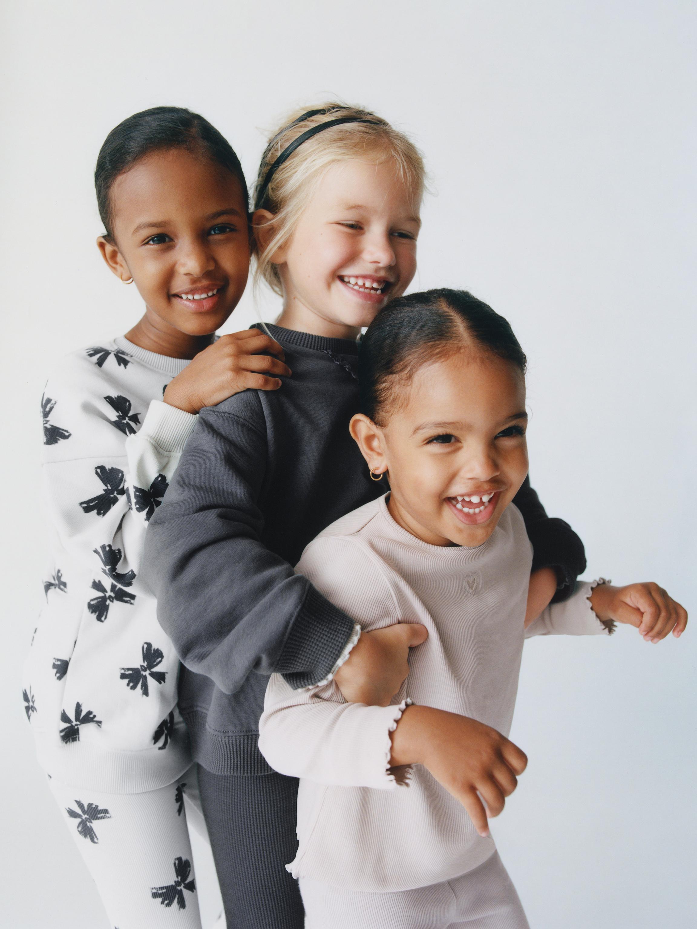 RIBBED HEART T-SHIRT