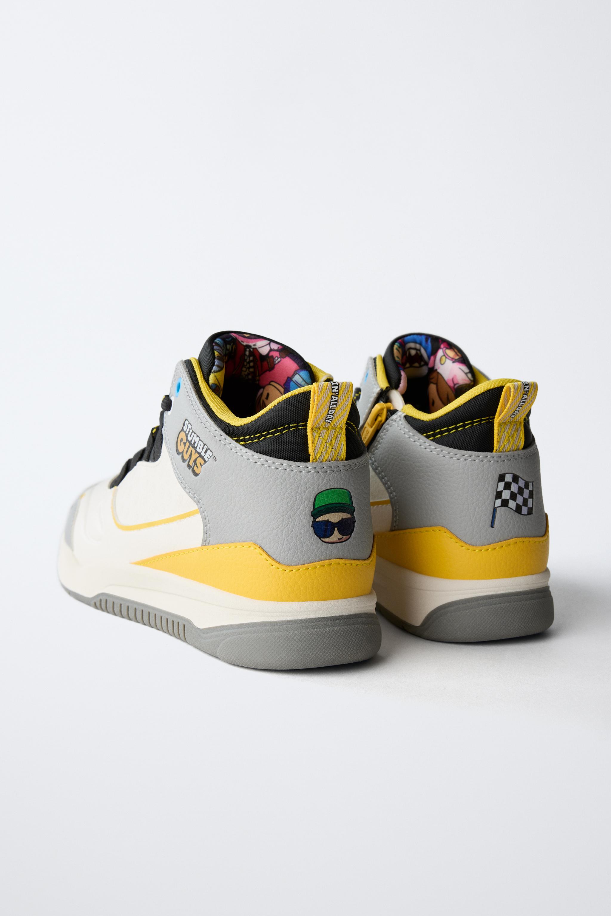 STUMBLE GUYS ™ © SCOPELY HIGH TOP SNEAKERS