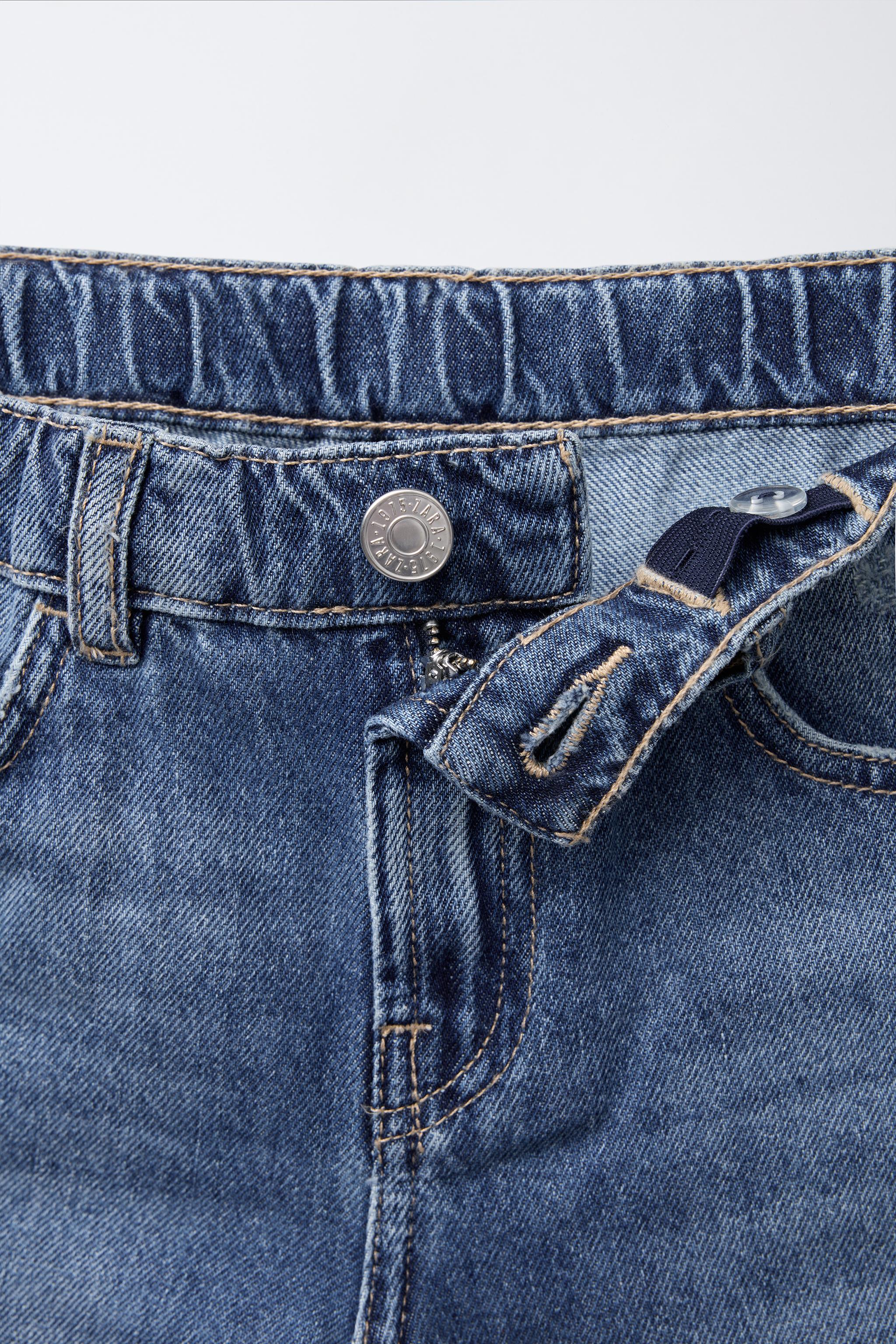 TEXT PRINT WIDE DENIM SHORTS