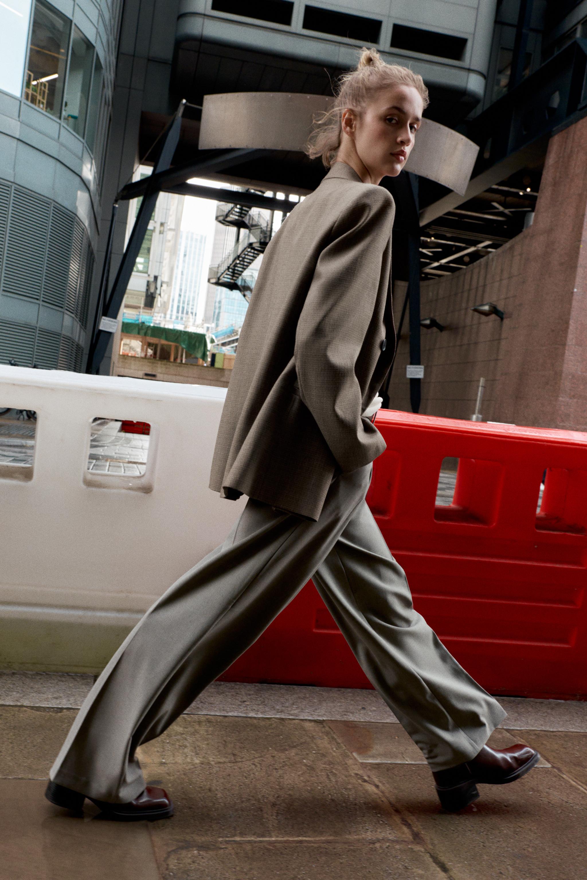 STRAIGHT LEG BELTED PANTS