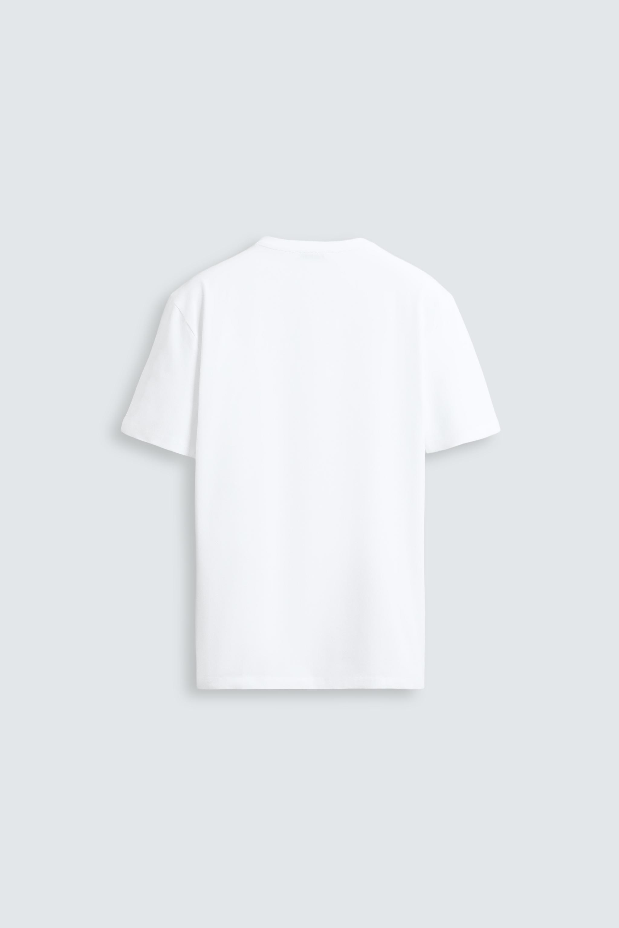 BASIC SLIM FIT T-SHIRT
