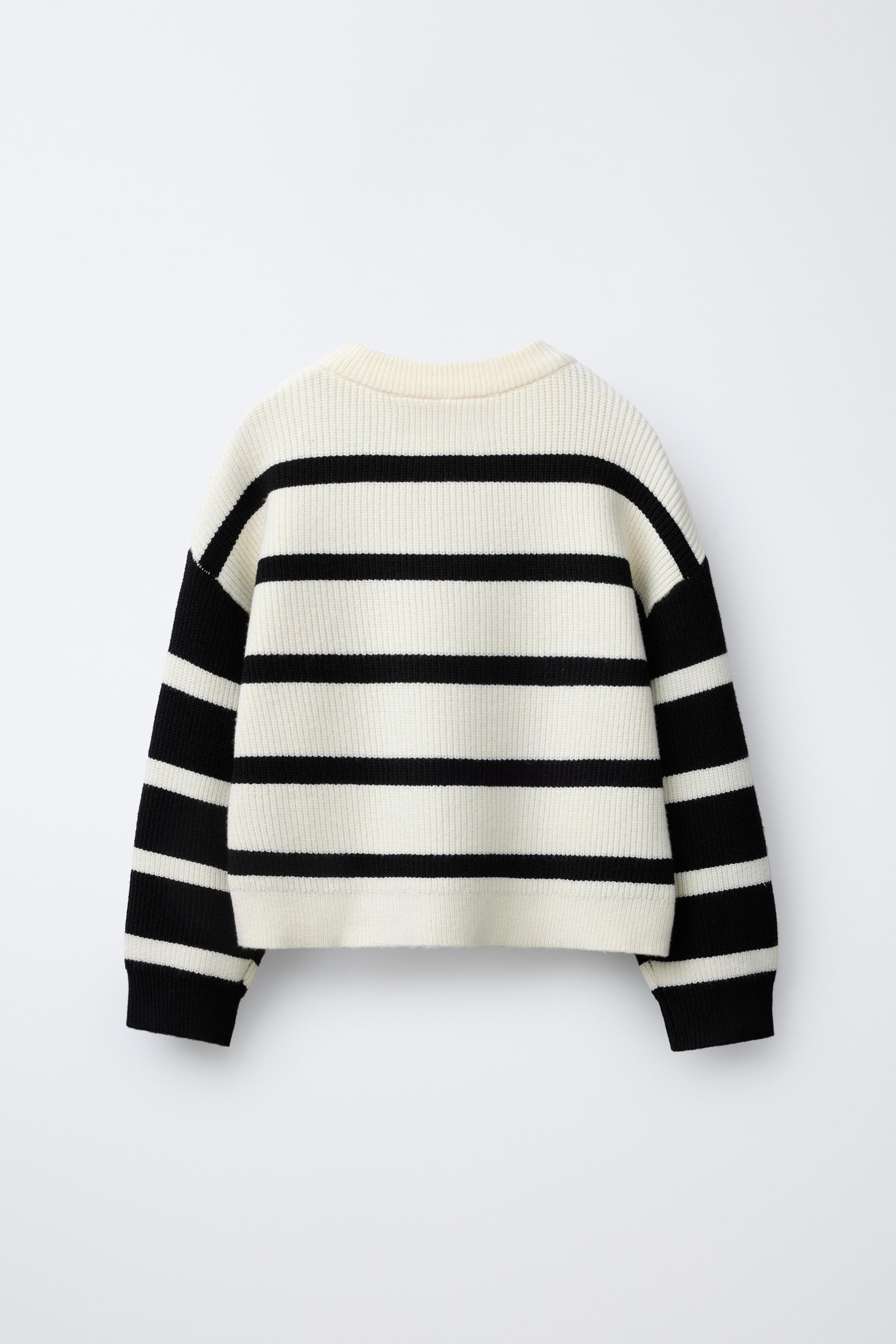 STRIPED KNIT SWEATER