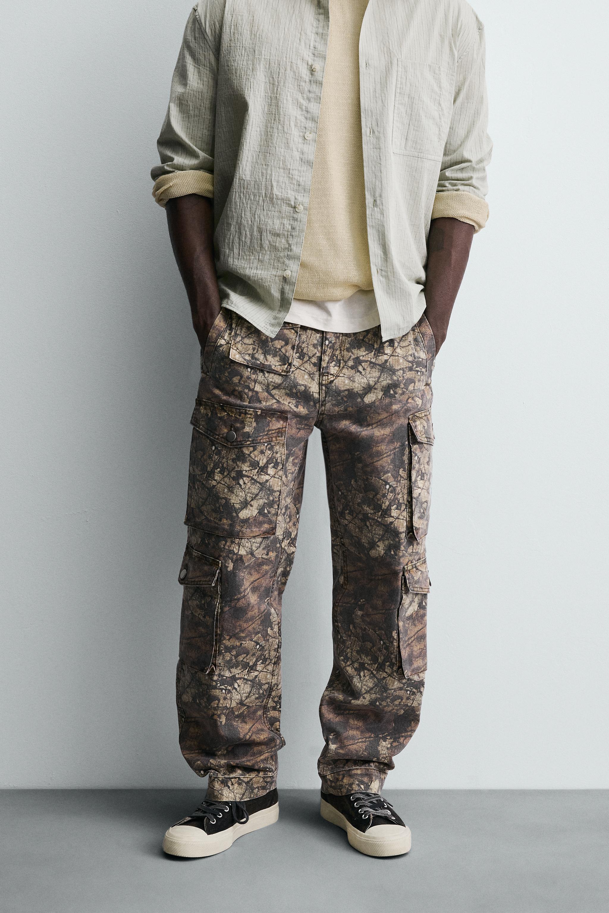 ABSTRACT PRINT POCKET CARGO PANTS