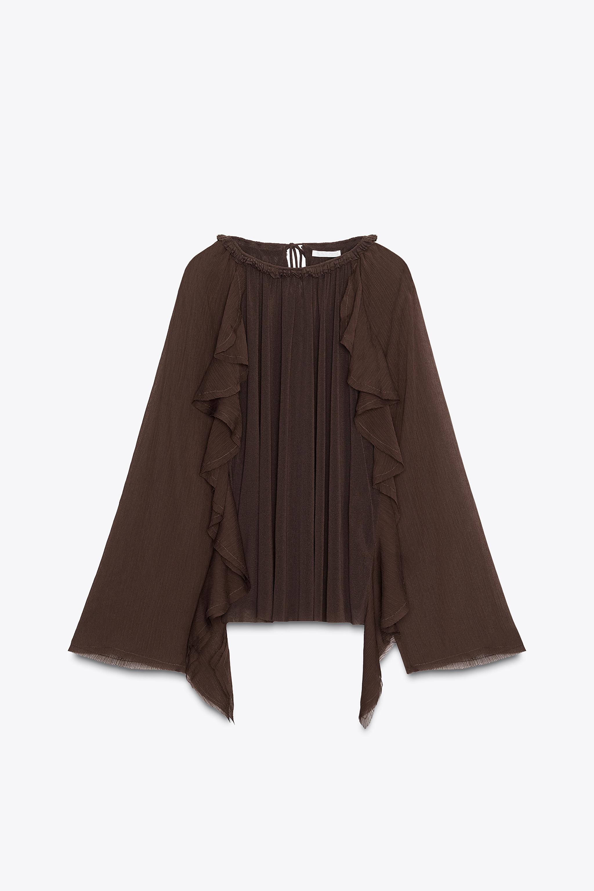 FLOWY RUFFLED BLOUSE