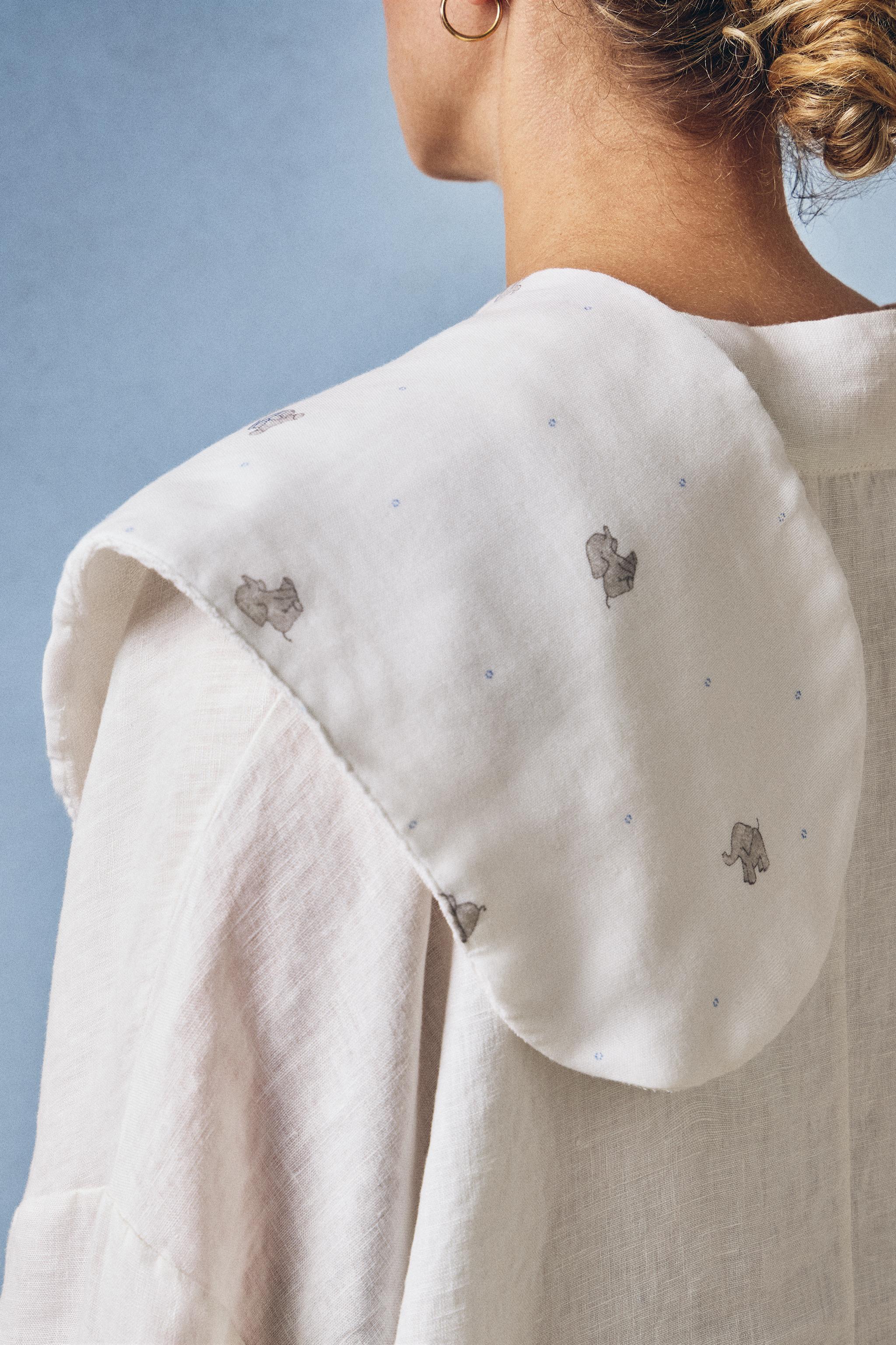 ELEPHANT SHOULDER BABY BIB