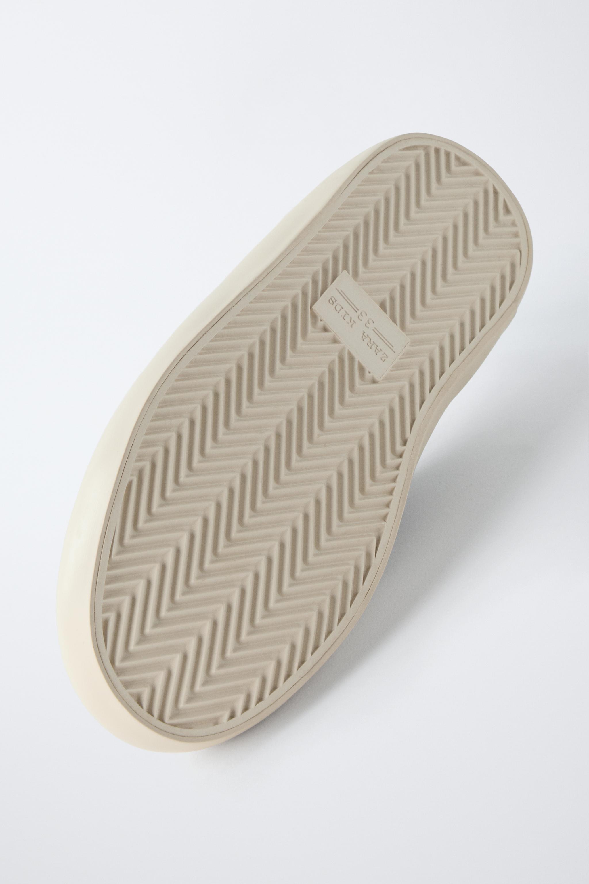 ANIMAL PRINT SNEAKERS