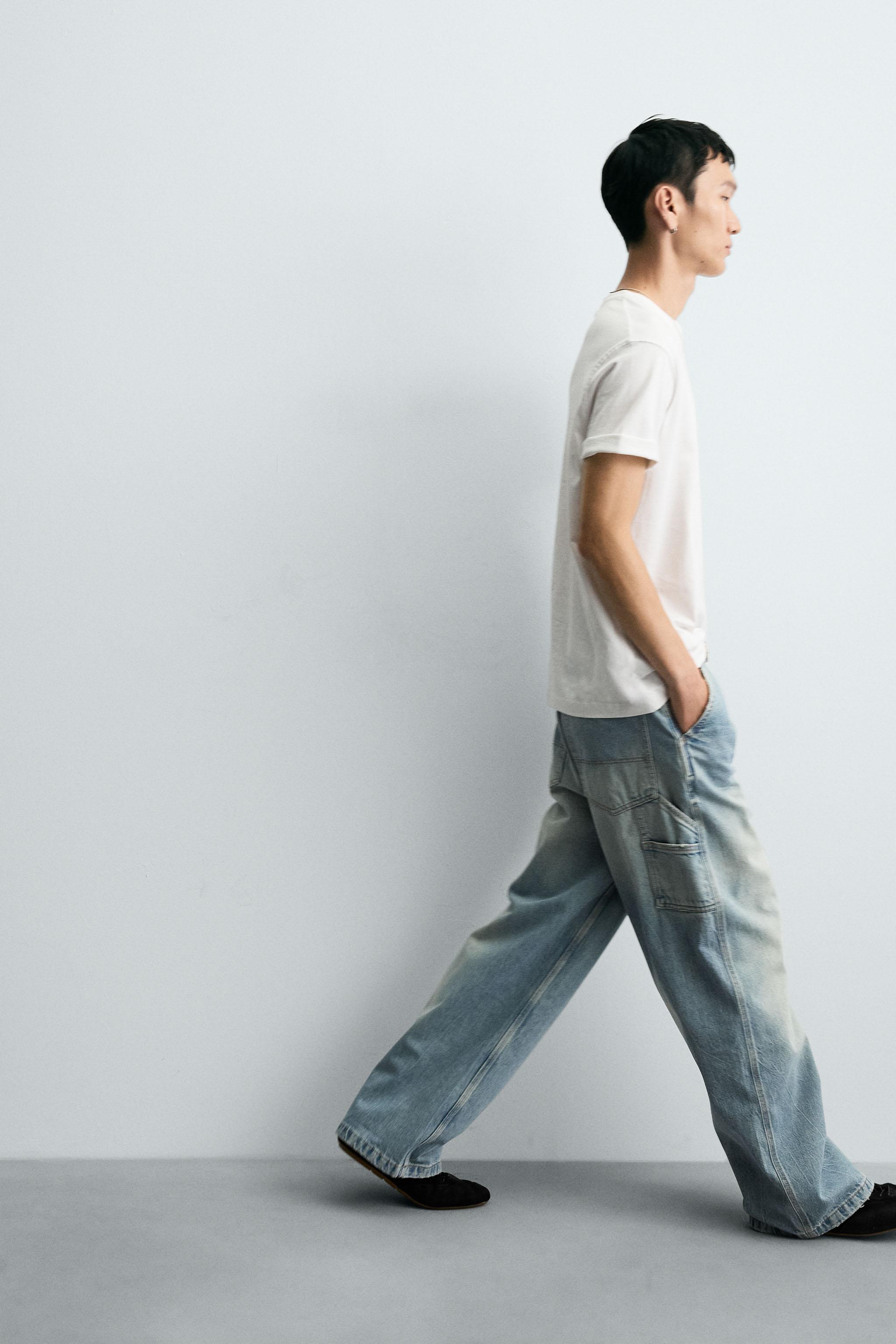WIDE BAGGY FIT JEANS