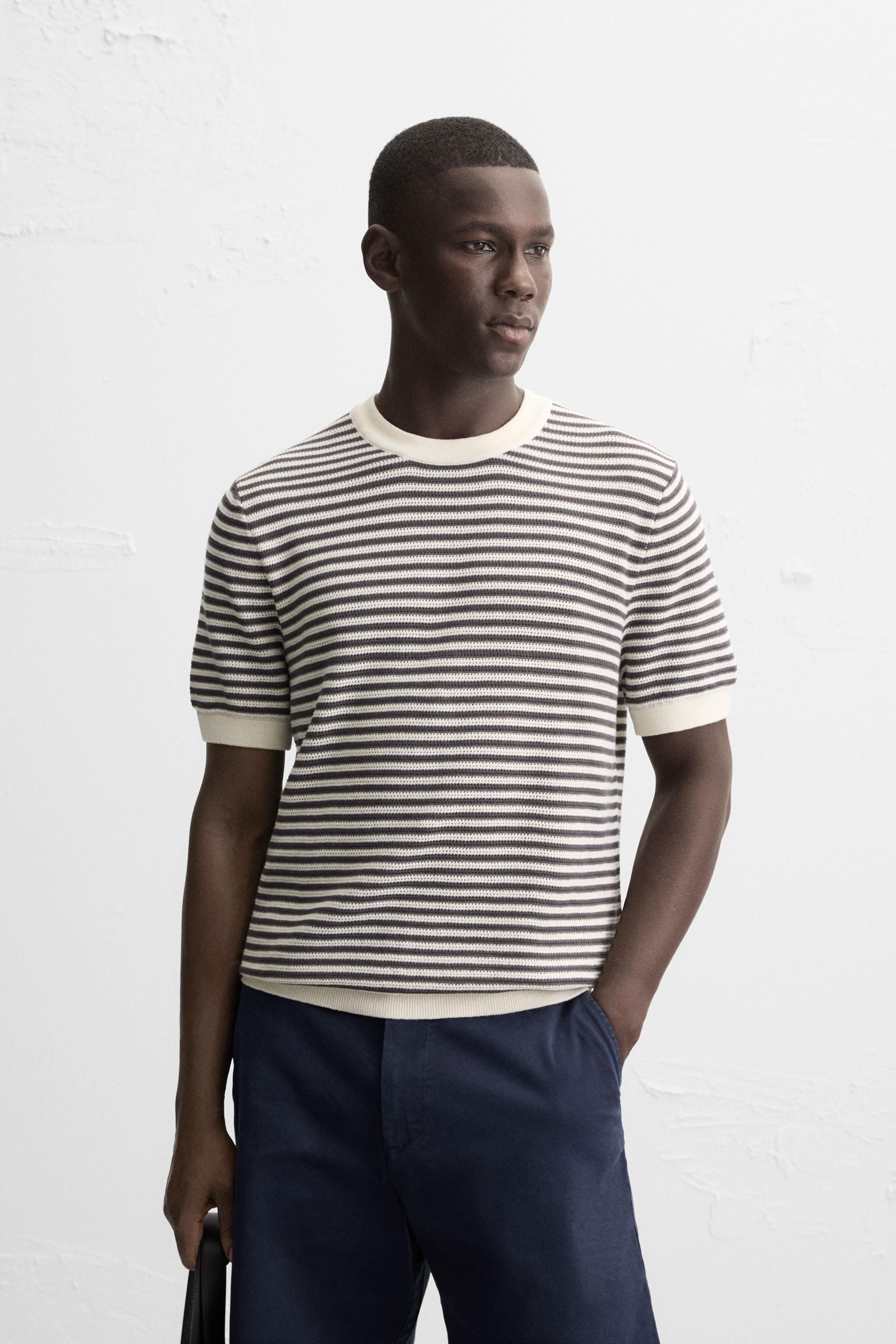 STRIPED OPEN KNIT T-SHIRT