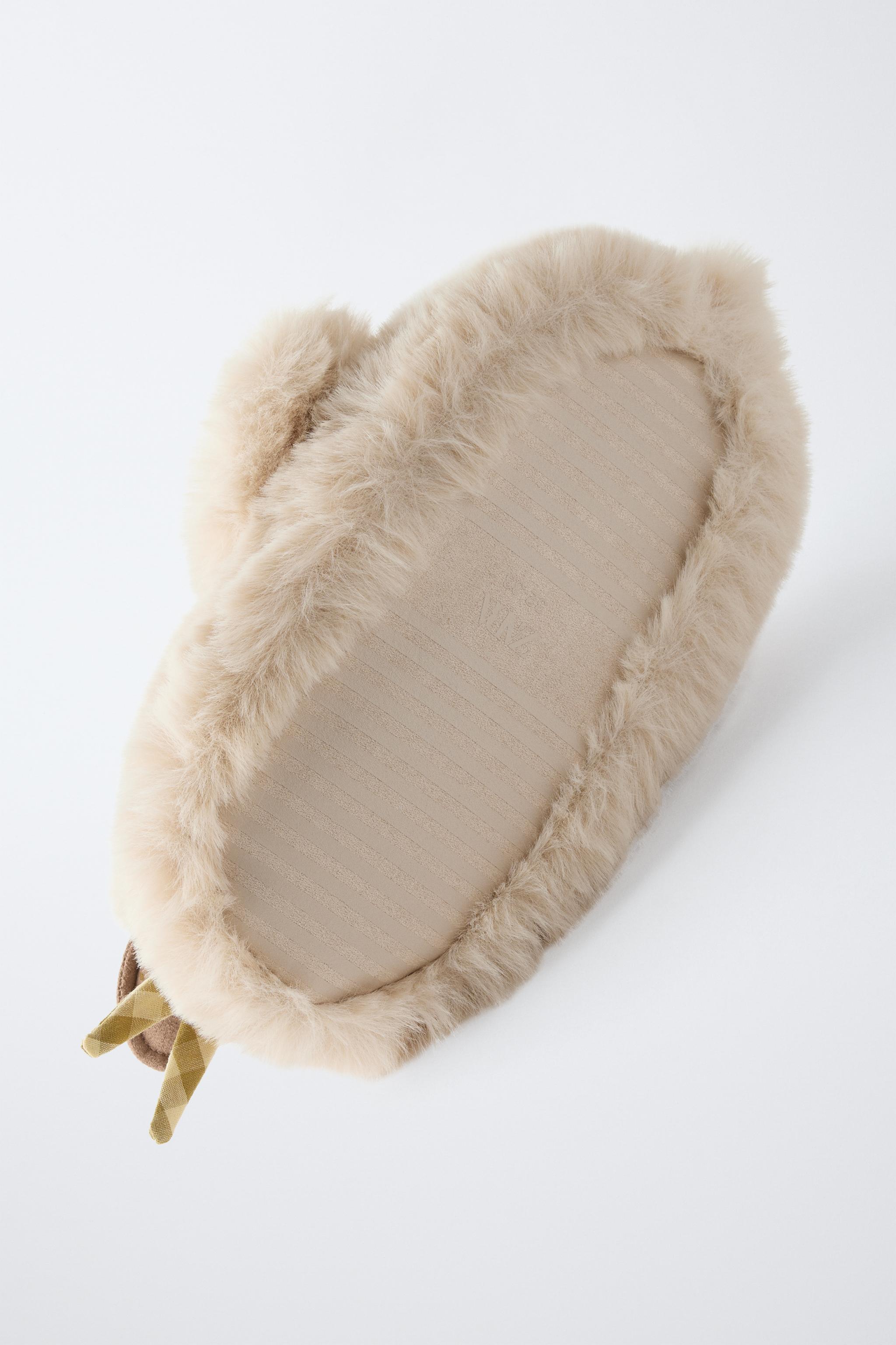 DUCKLING HOUSE SLIPPERS