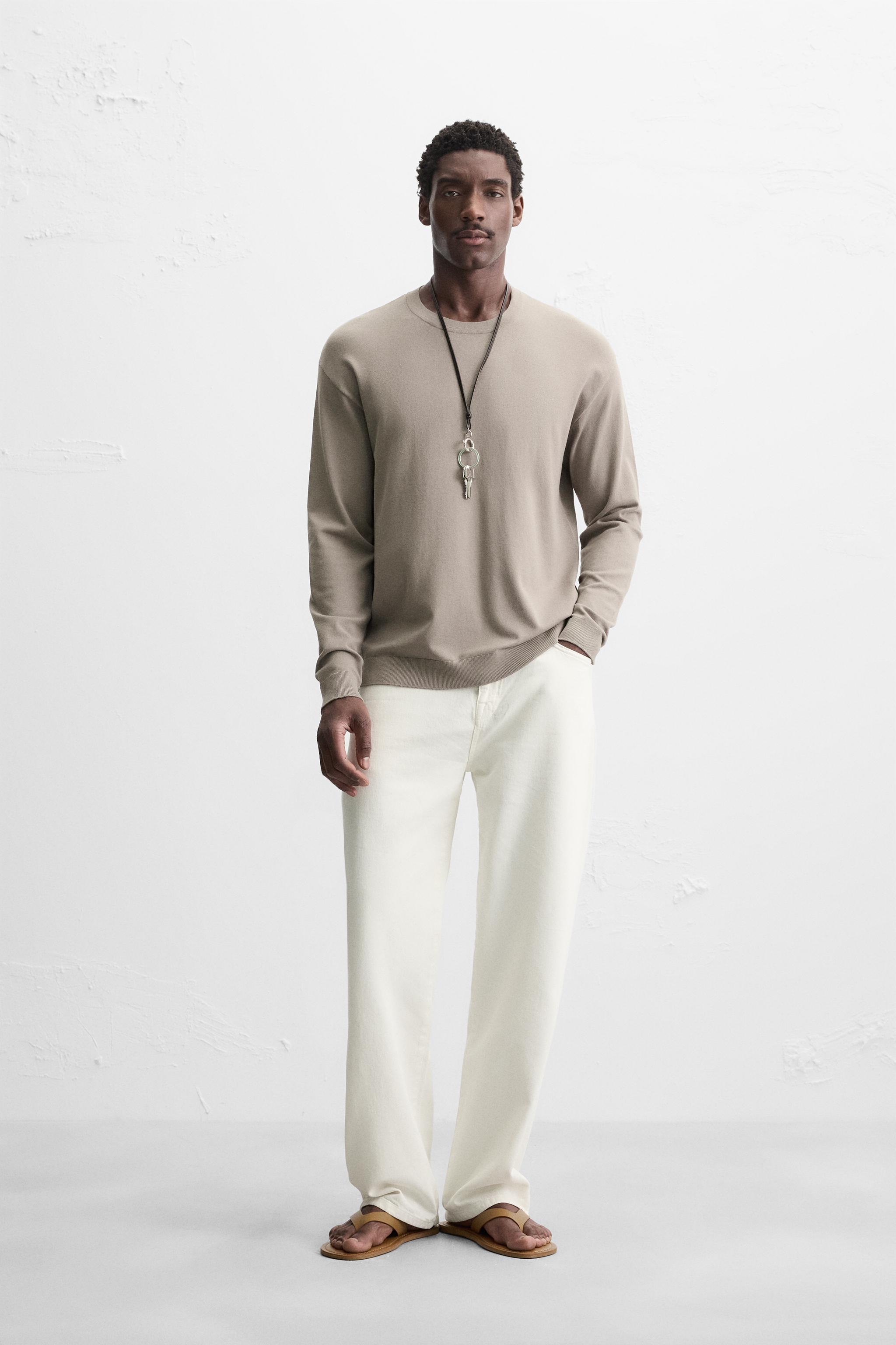 REGULAR FIT TEXTURED KNIT SWEATER