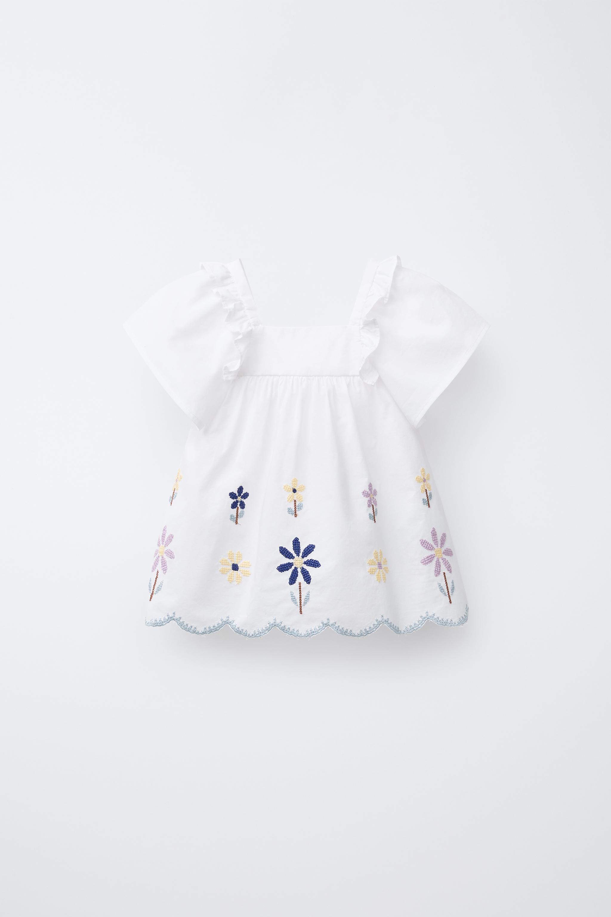 CROSS-STITCH FLORAL TOP