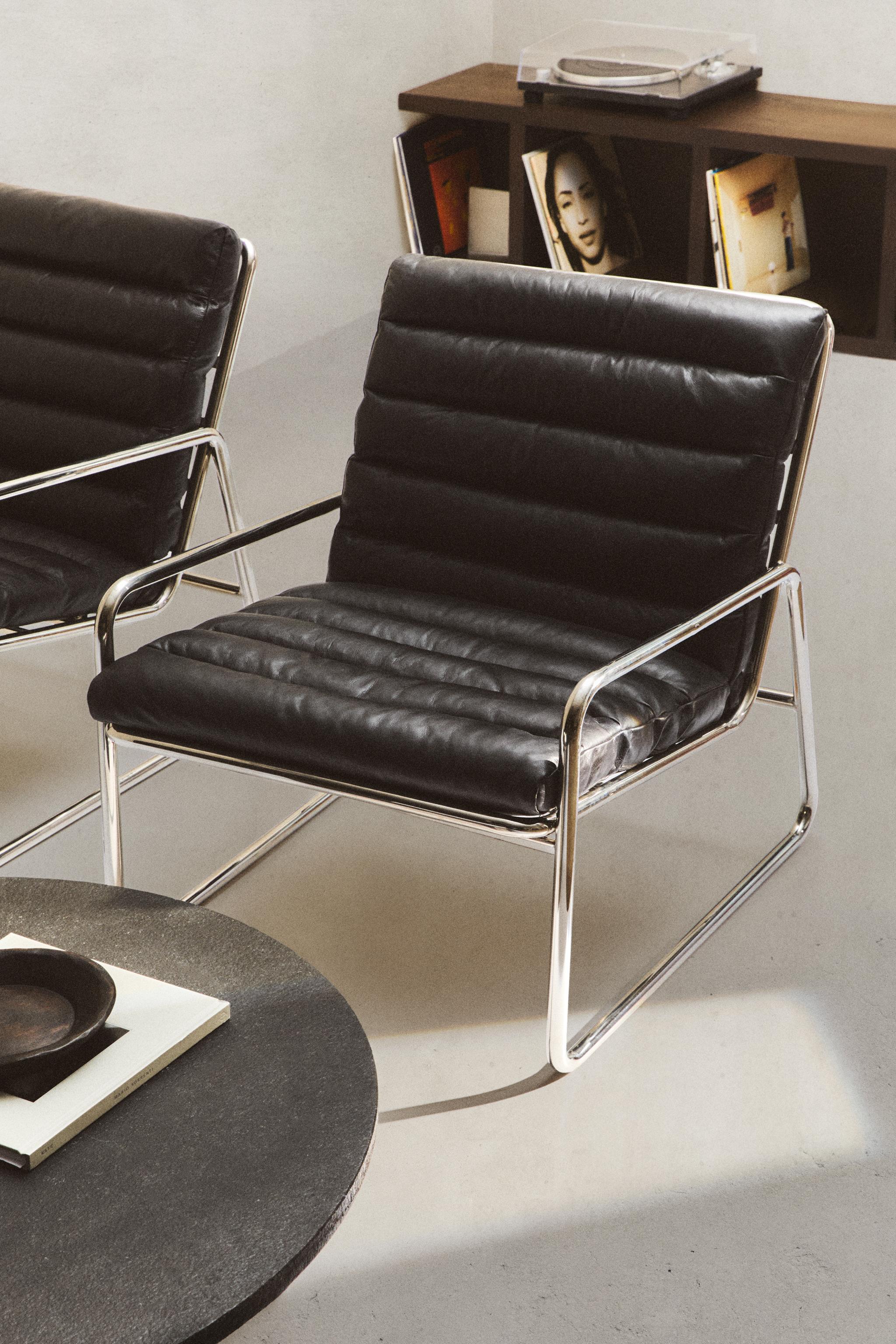 METAL AND LEATHER ACCENT CHAIR