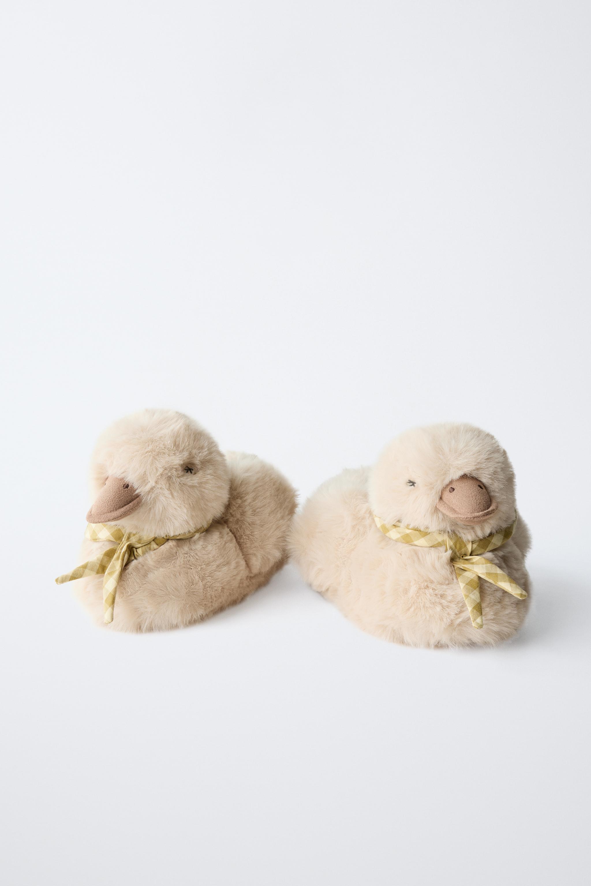 DUCKLING HOUSE SLIPPERS
