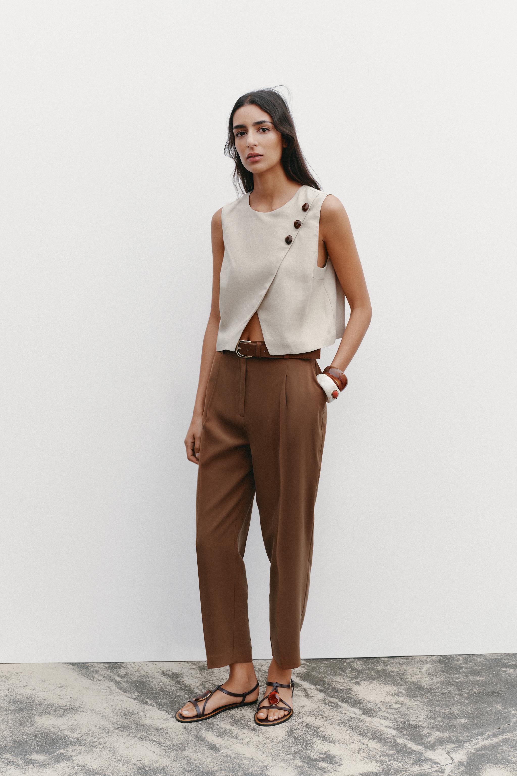 BELTED FLOWY PANTS