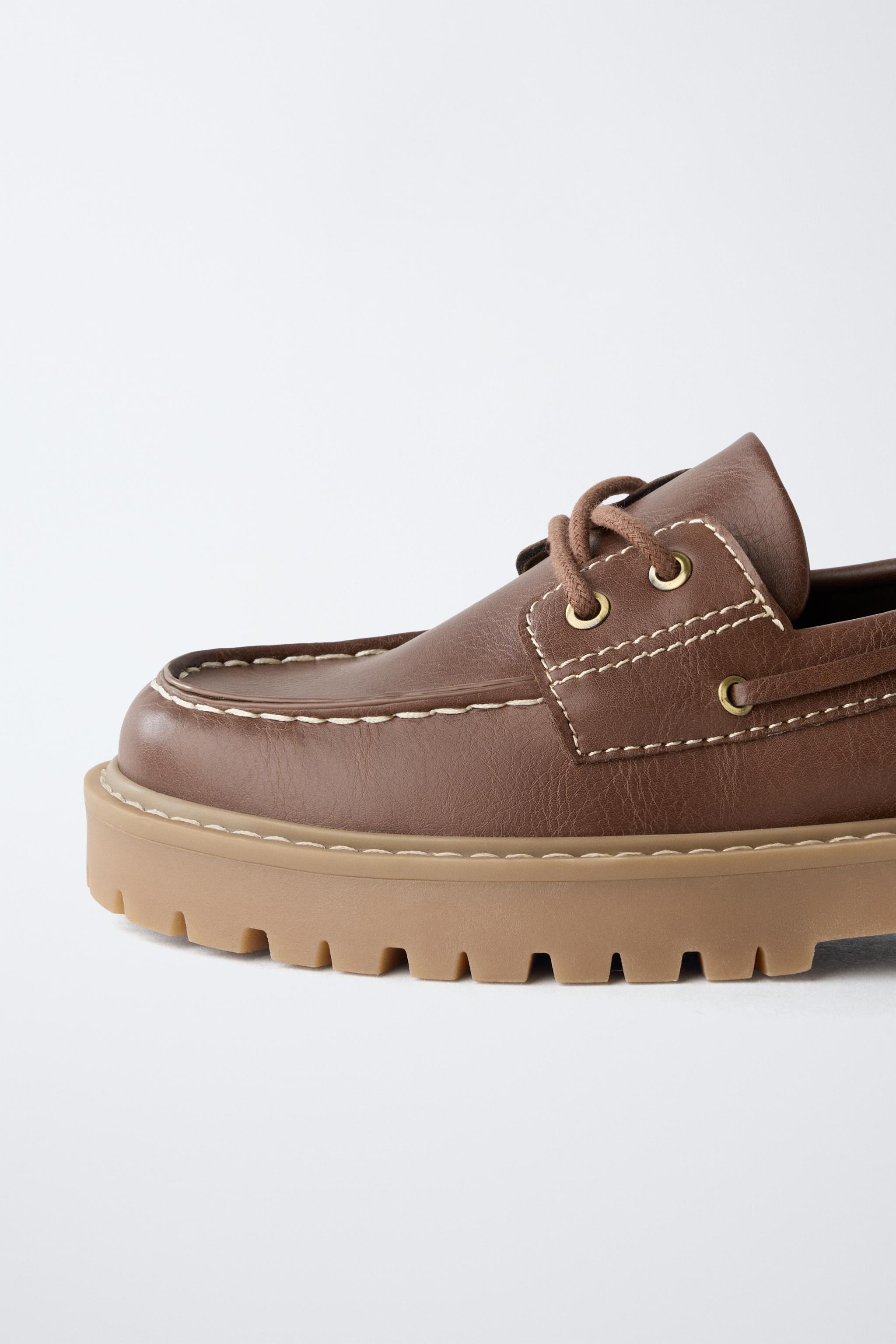 CLASSIC BOAT SHOES