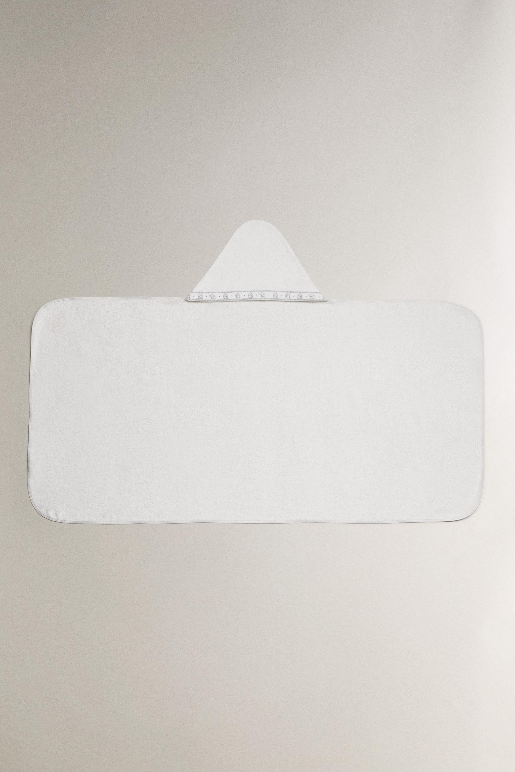 HOODED ELEPHANT BABY BATH TOWEL