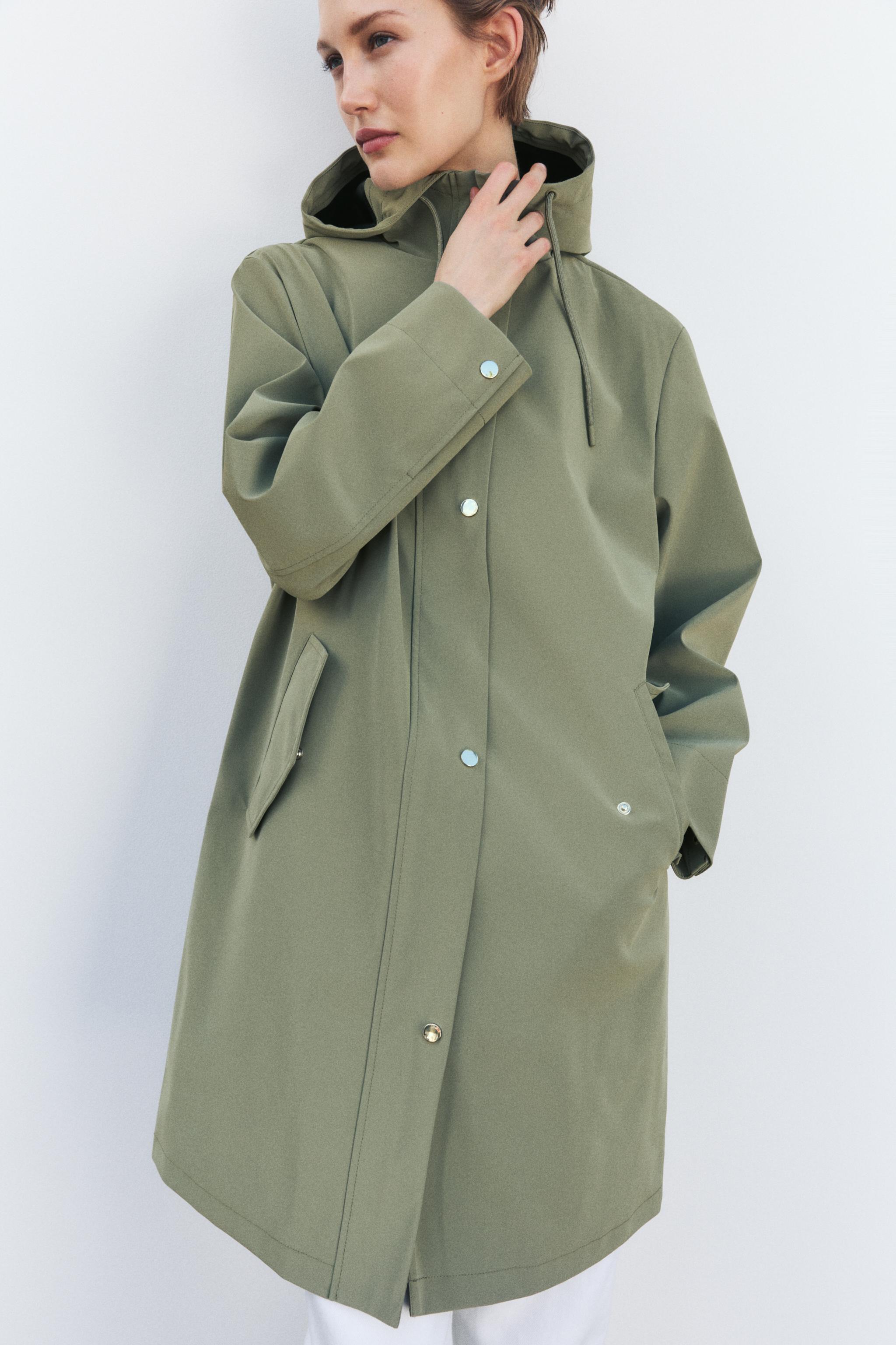 HOODED RUBBERIZED JACKET