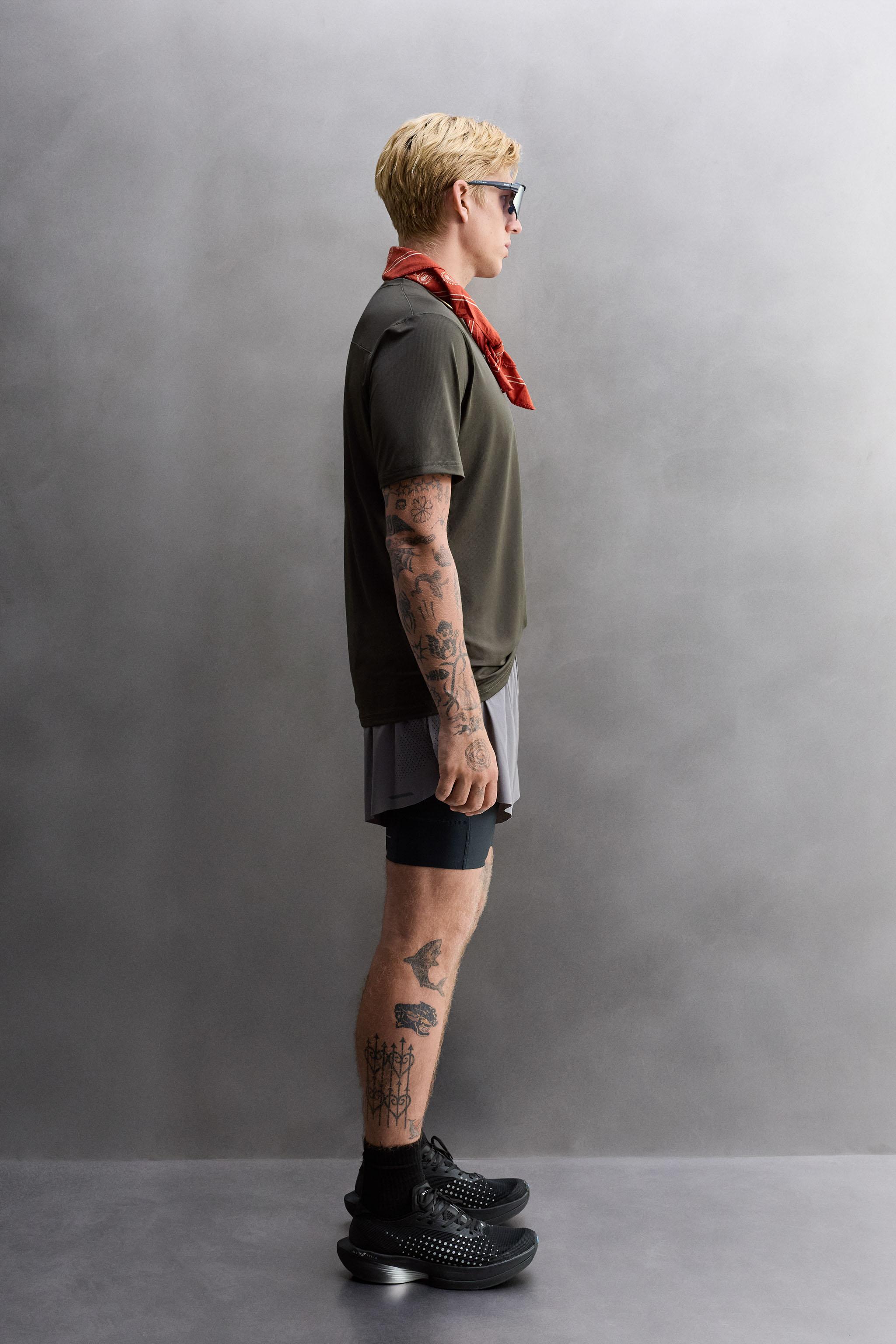 TEXTURED TRAINING T-SHIRT