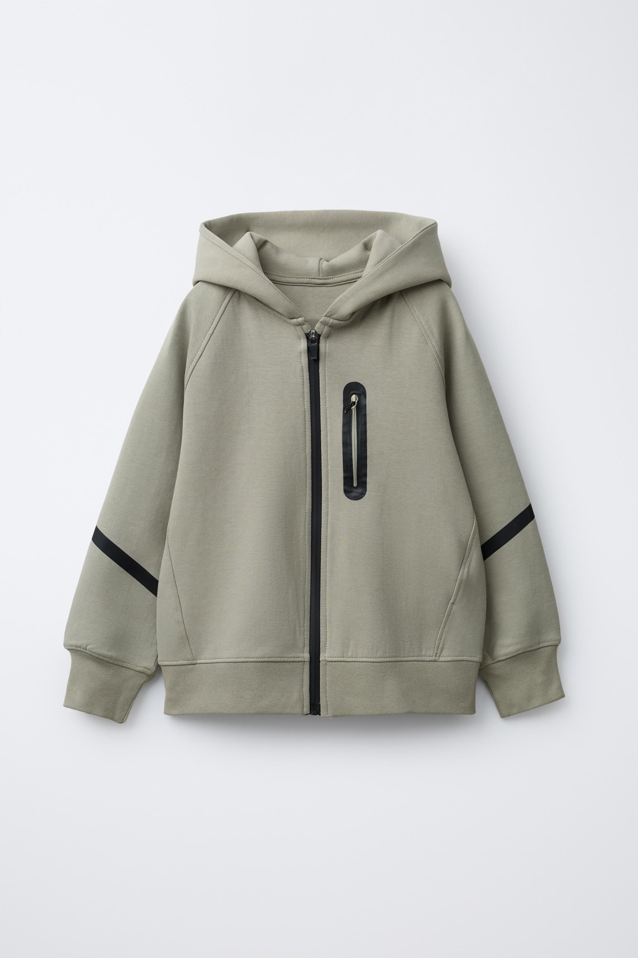 SPORTY INTERLOCK HOODIE