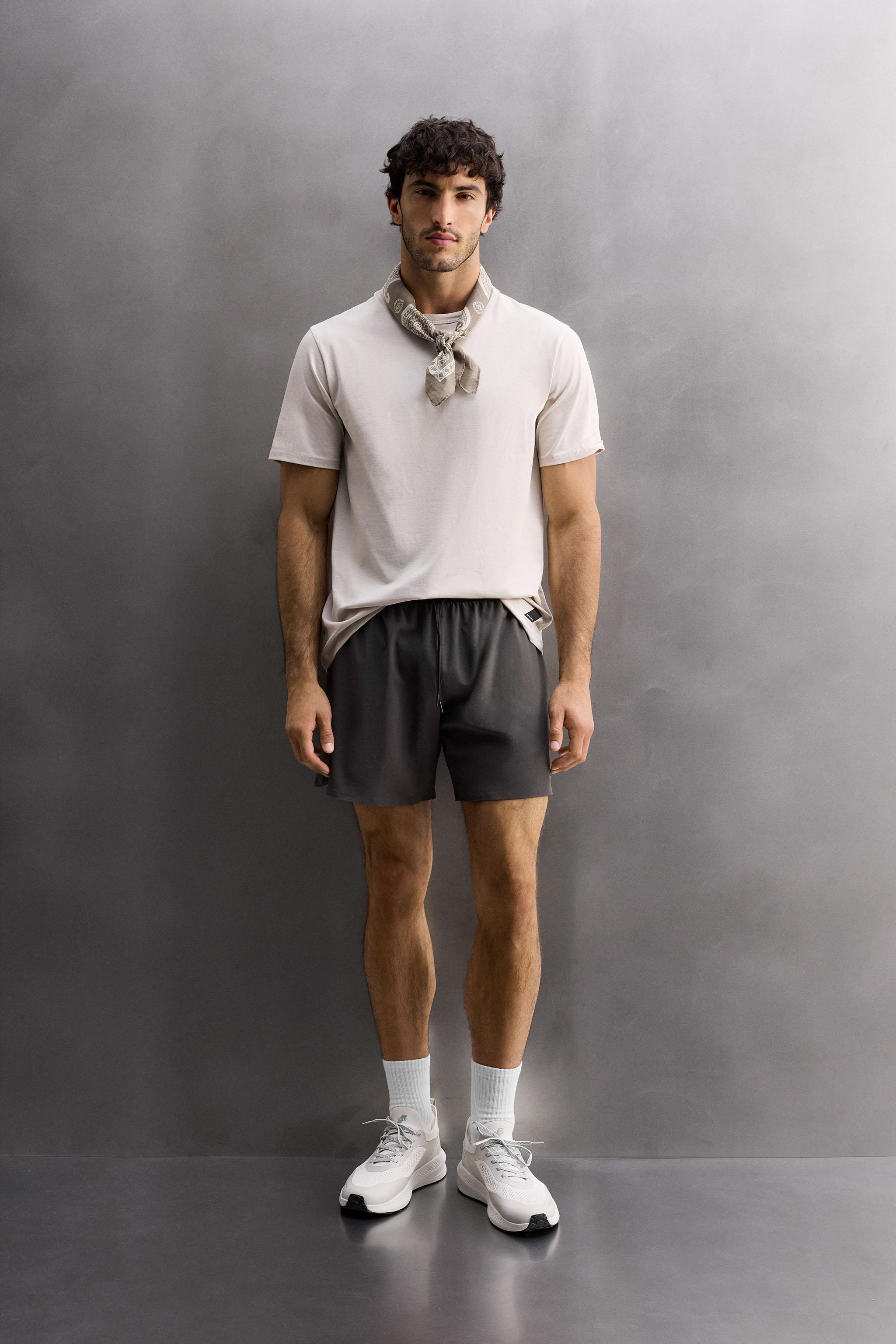 BASIC TRAINING SHORTS