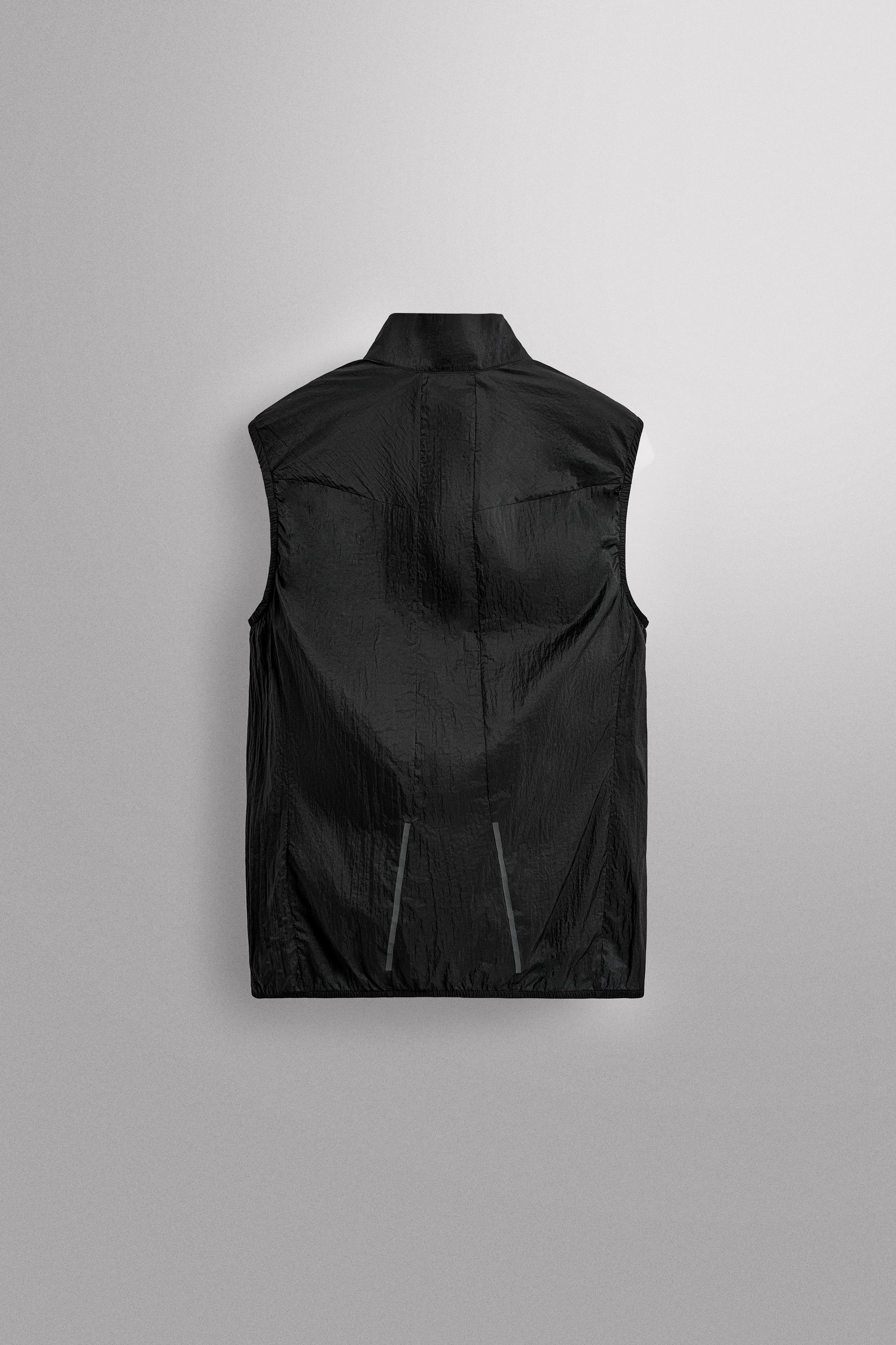 LIGHTWEIGHT TECHNICAL VEST