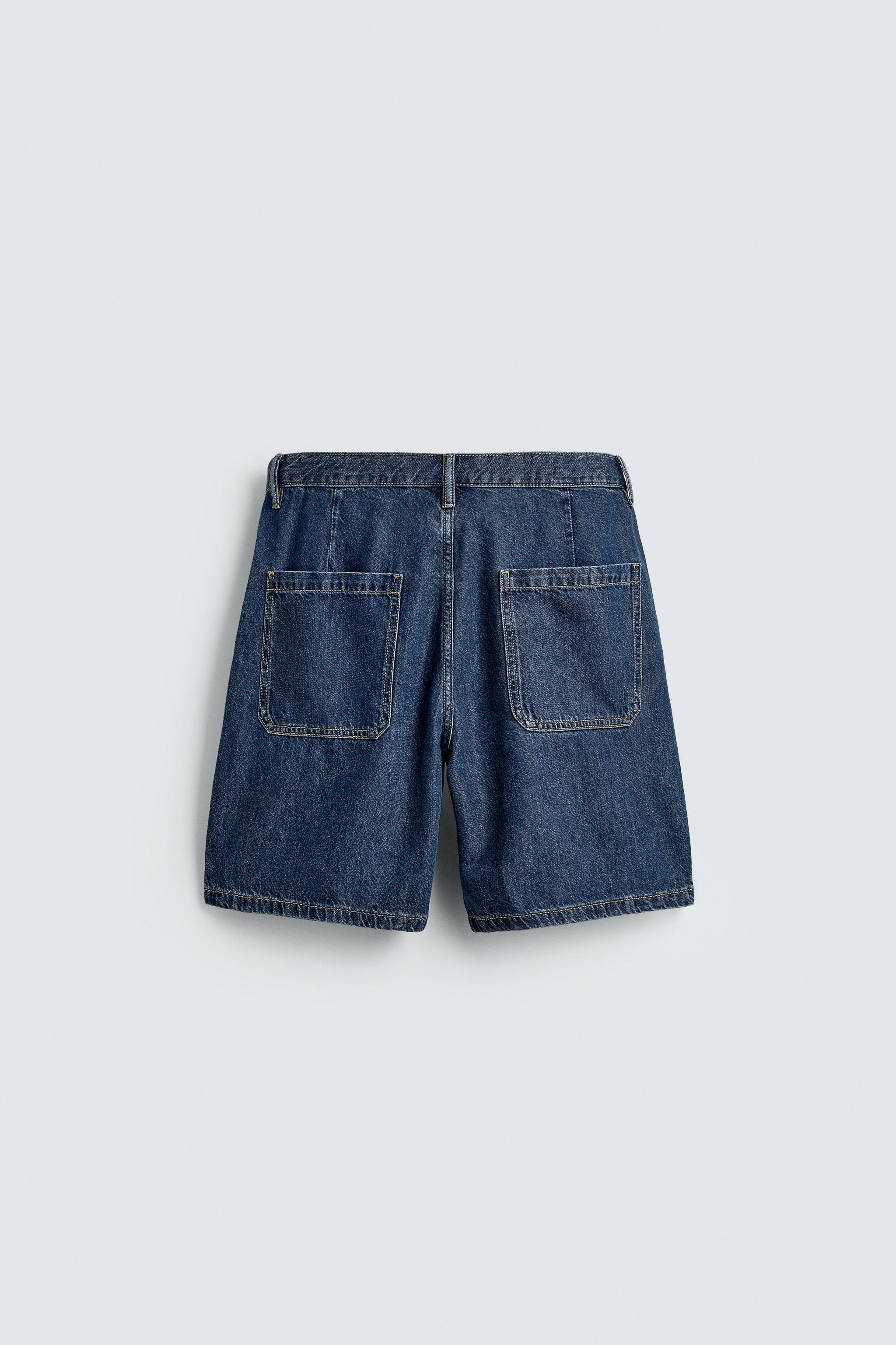 STRAIGHT FIT LIGHT DENIM BERMUDA SHORTS