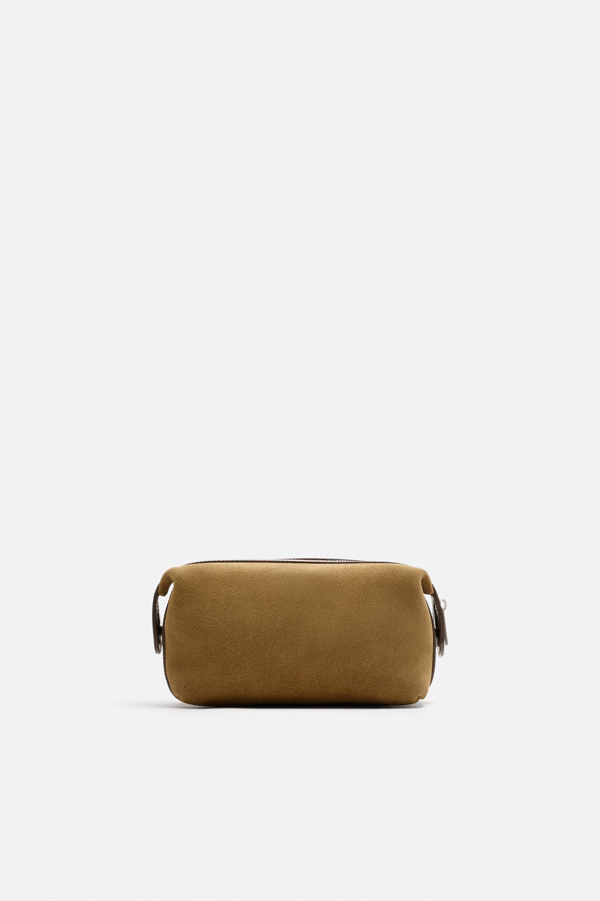LEATHER TOILETRY BAG