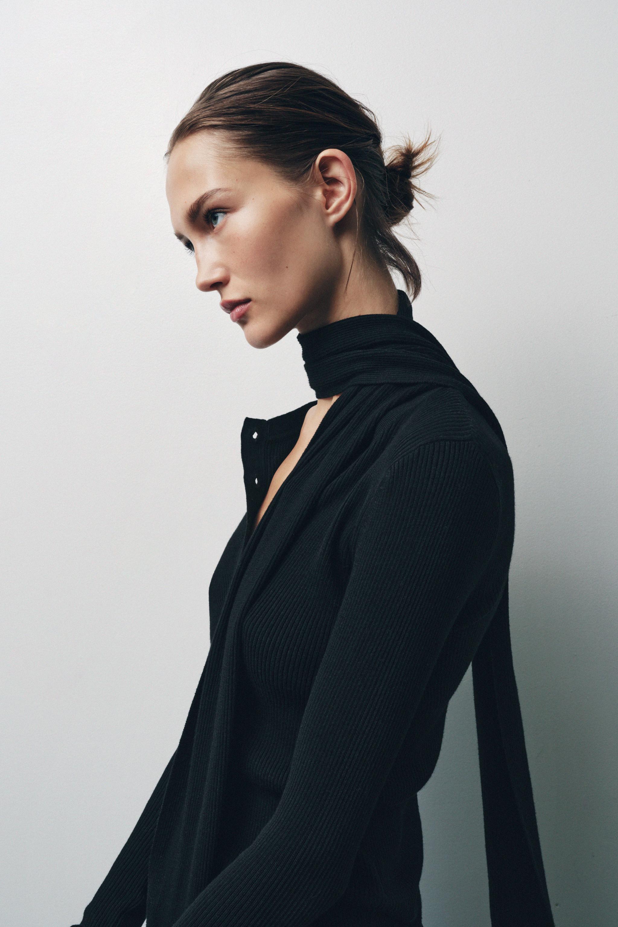 RIBBED KNIT CARDIGAN WITH SCARF