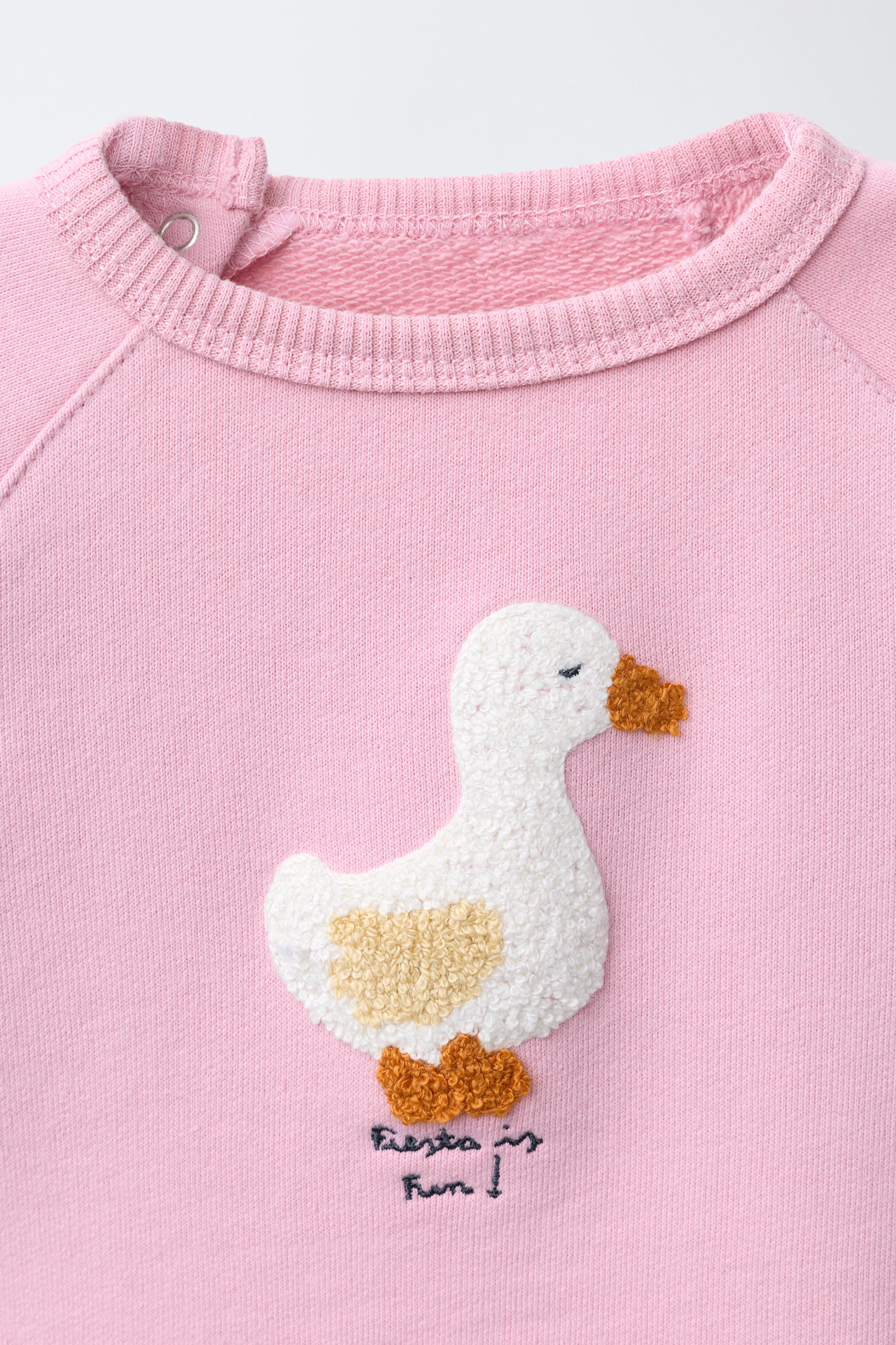 TERRY PATCH SWEATSHIRT