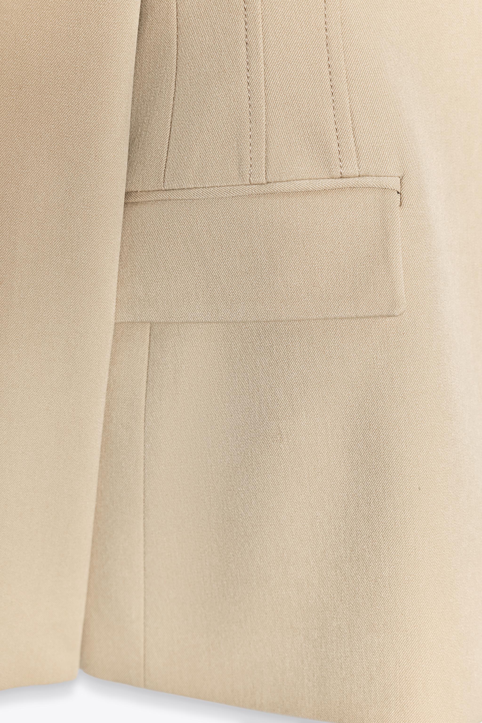 ONE-BUTTON TAILORED BLAZER