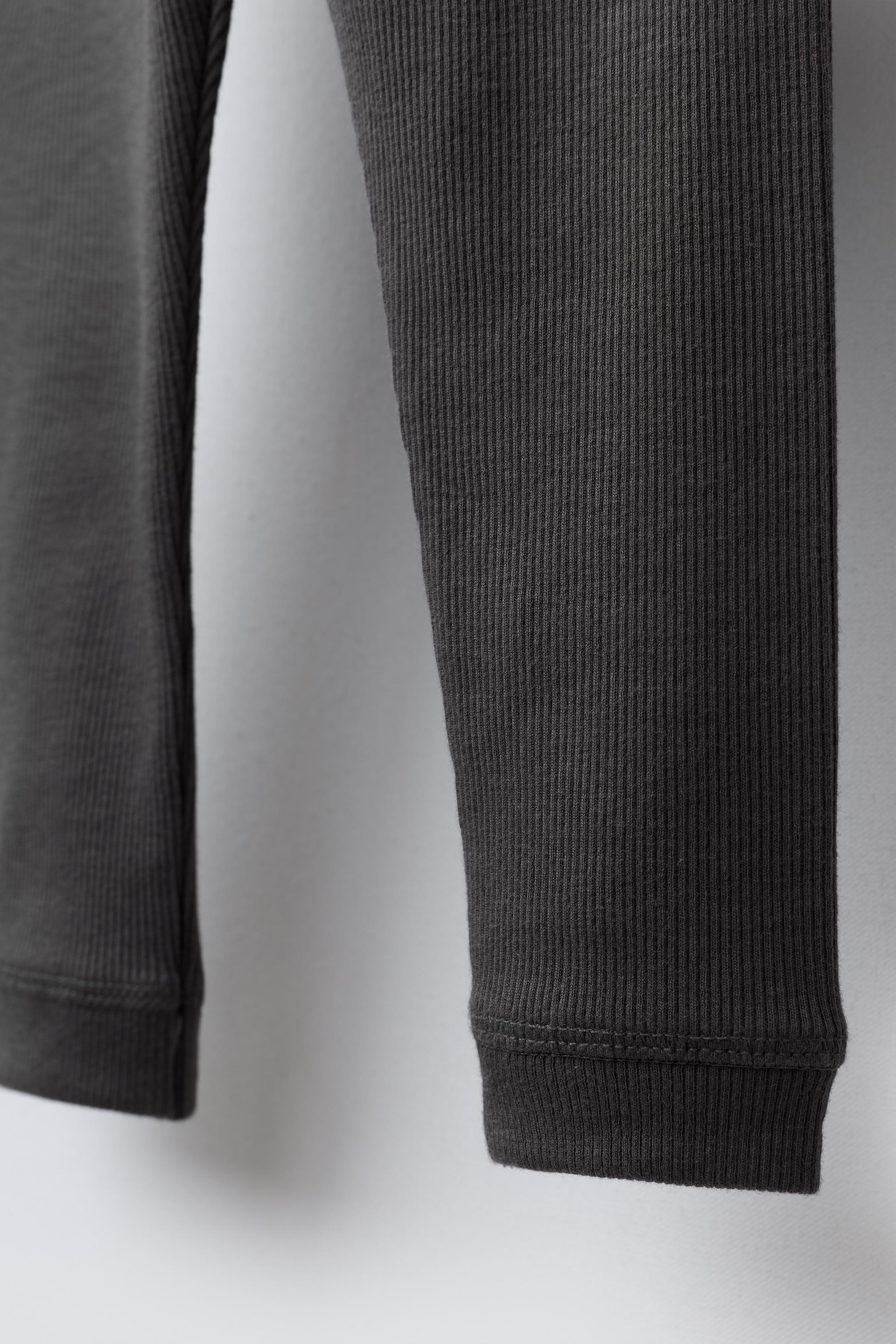 RIBBED LEGGINGS WITH LABEL